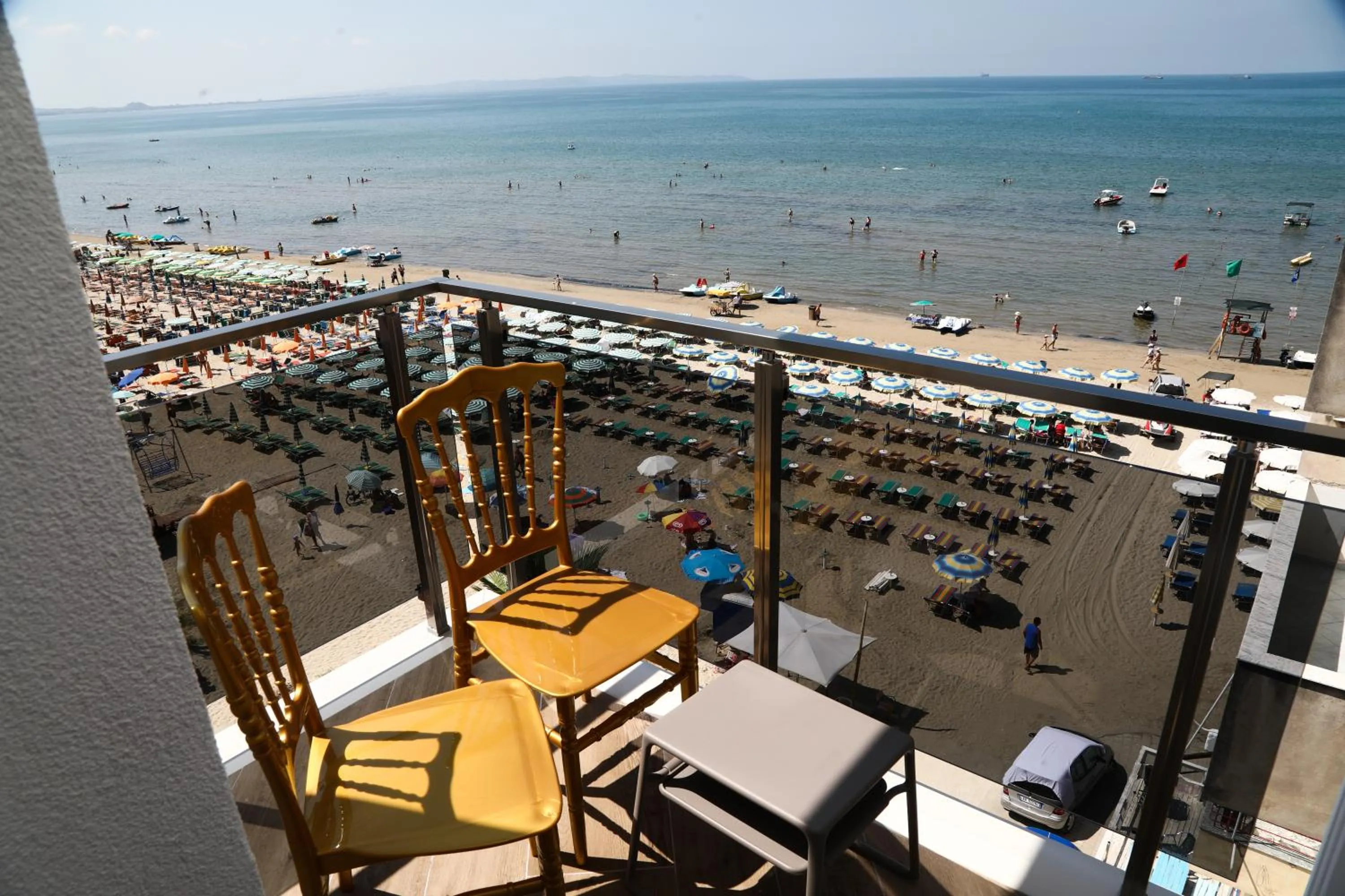 Balcony/Terrace in Vila One Beach Hotel
