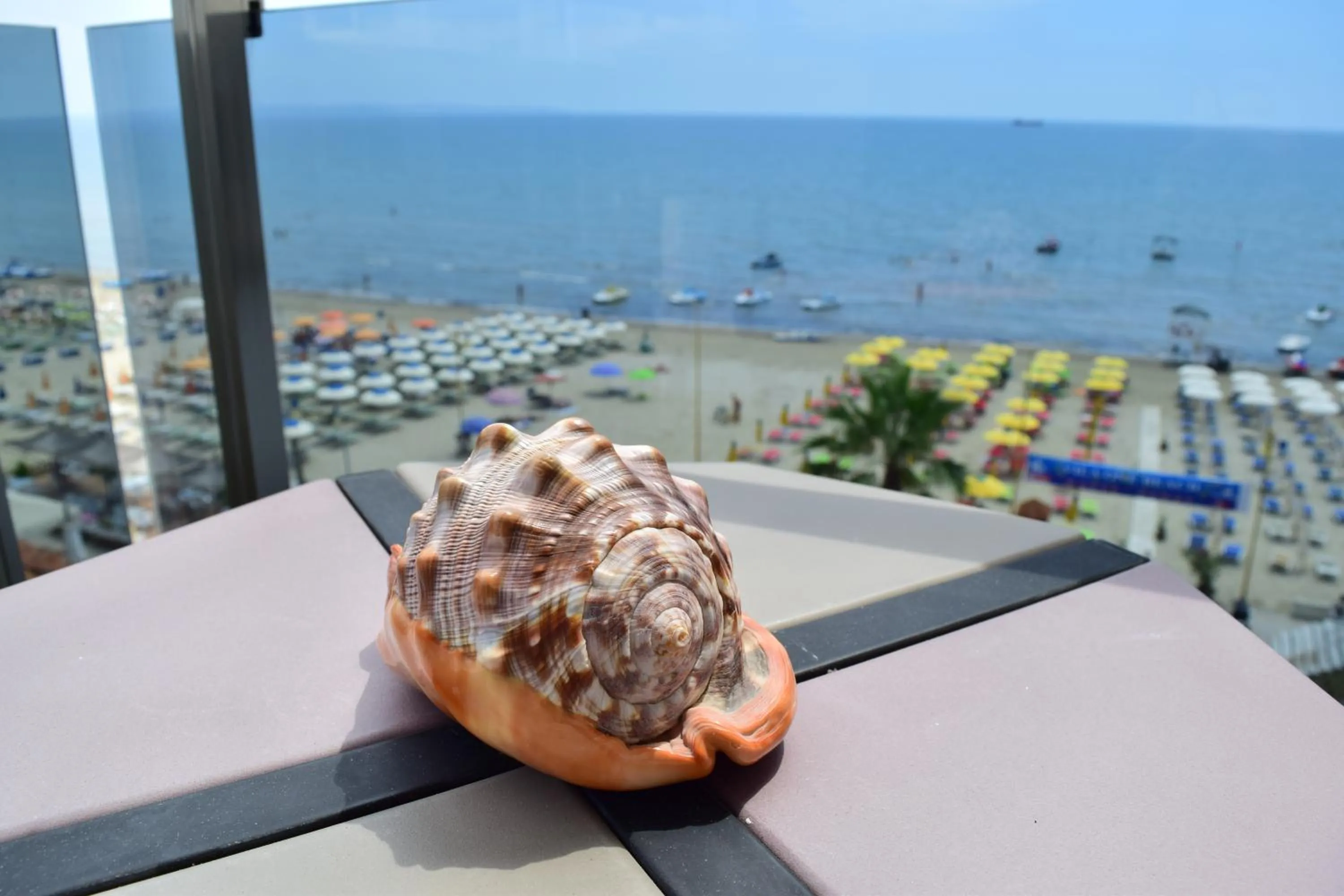 Decorative detail in Vila One Beach Hotel