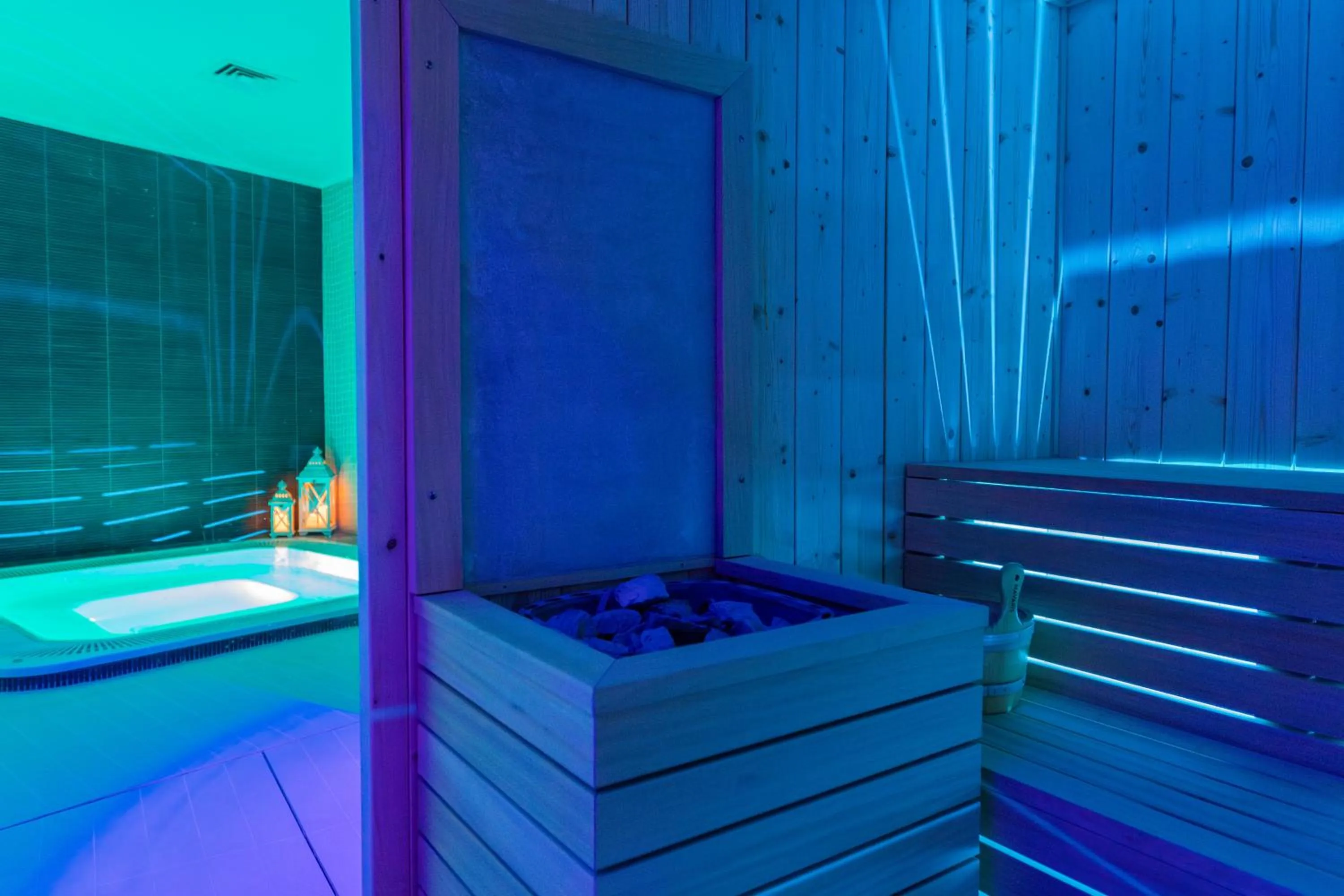 Hot Tub in DB Hotel Verona Airport Congress & Spa