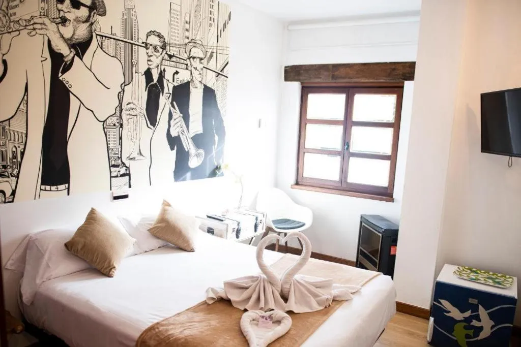 Photo of the whole room, Bed in Posada la Leyenda