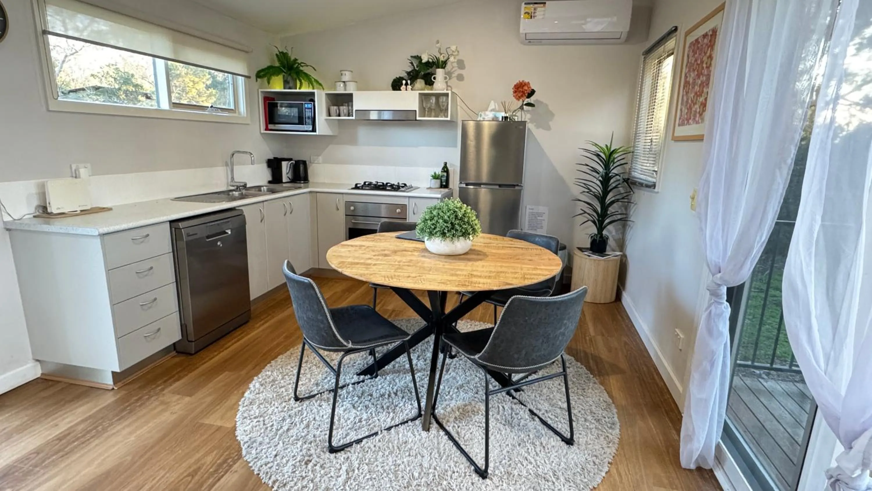 Kitchen or kitchenette in The Nature Resort Villas Ramada Resort