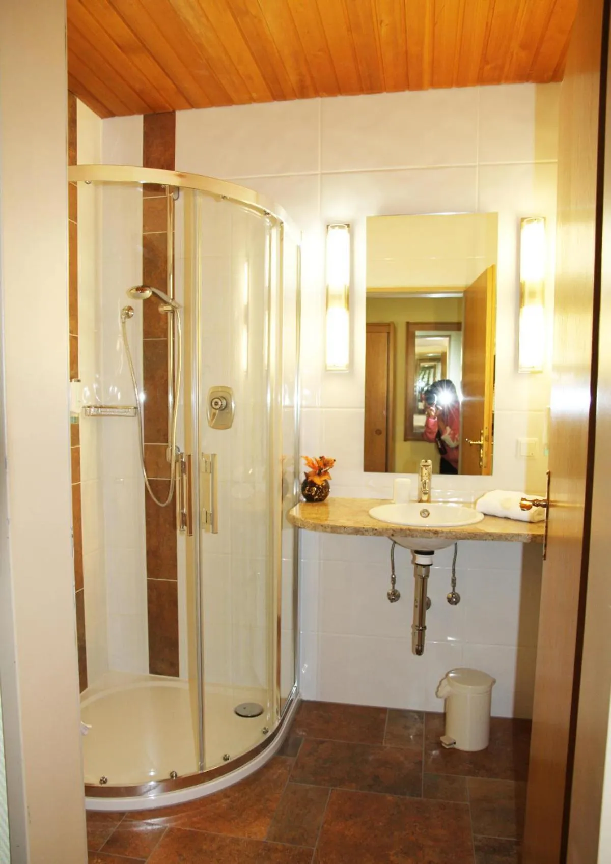 Bathroom in Hotel am Springhorstsee