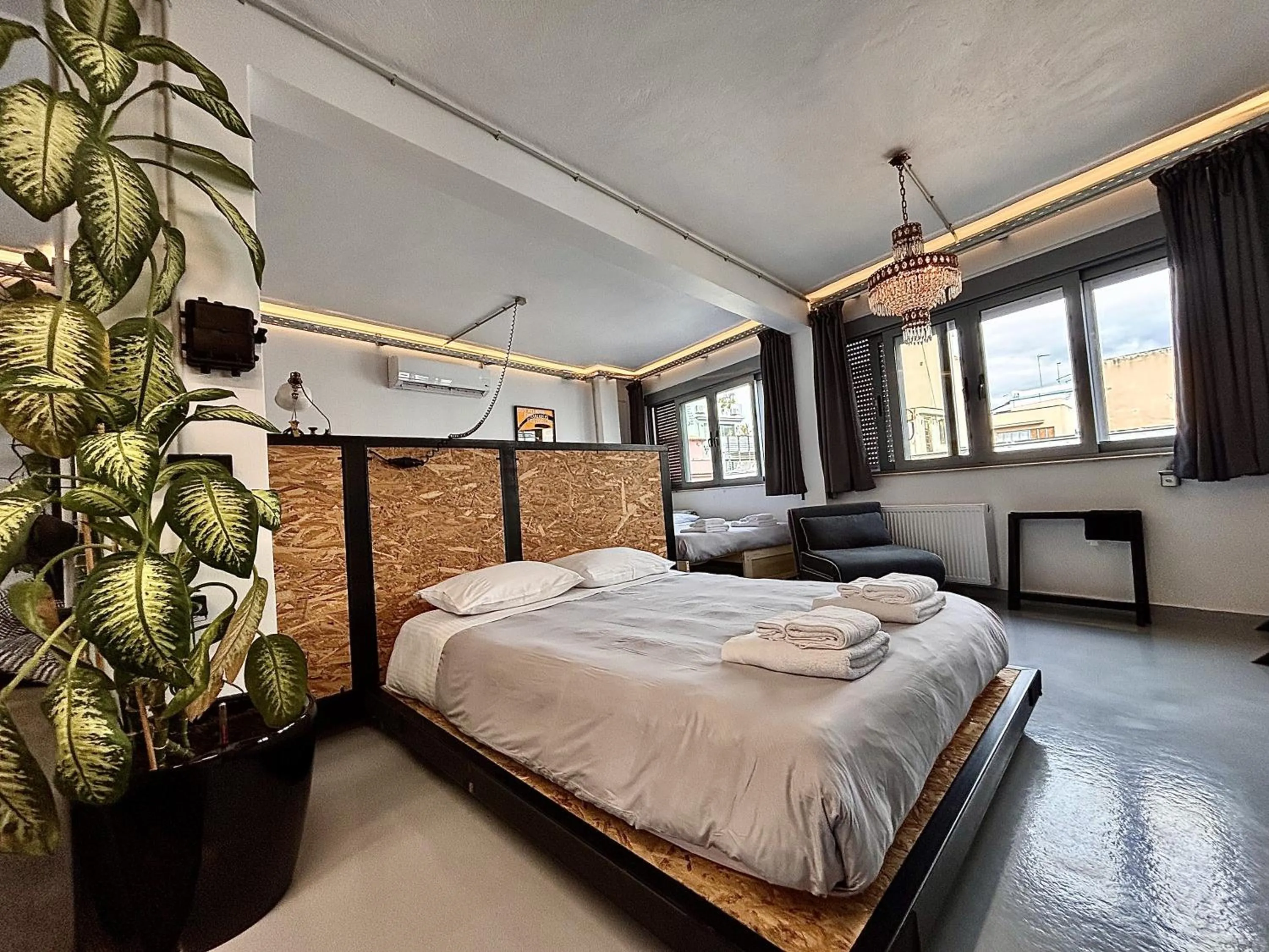 Monastiraki #WallsFree CityCenter- Unspoiled Athens Apartments