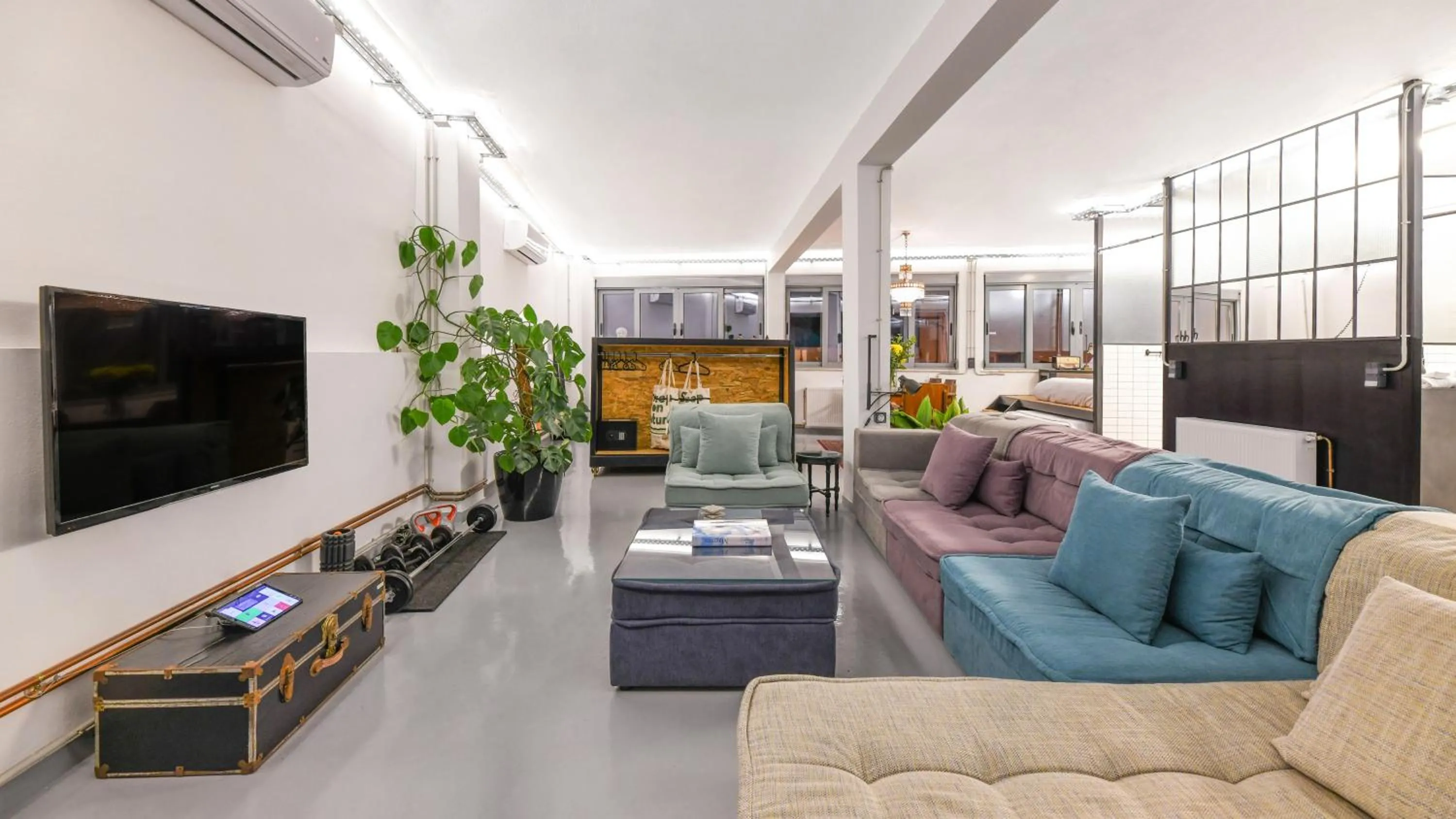 Monastiraki #WallsFree CityCenter- Unspoiled Athens Apartments
