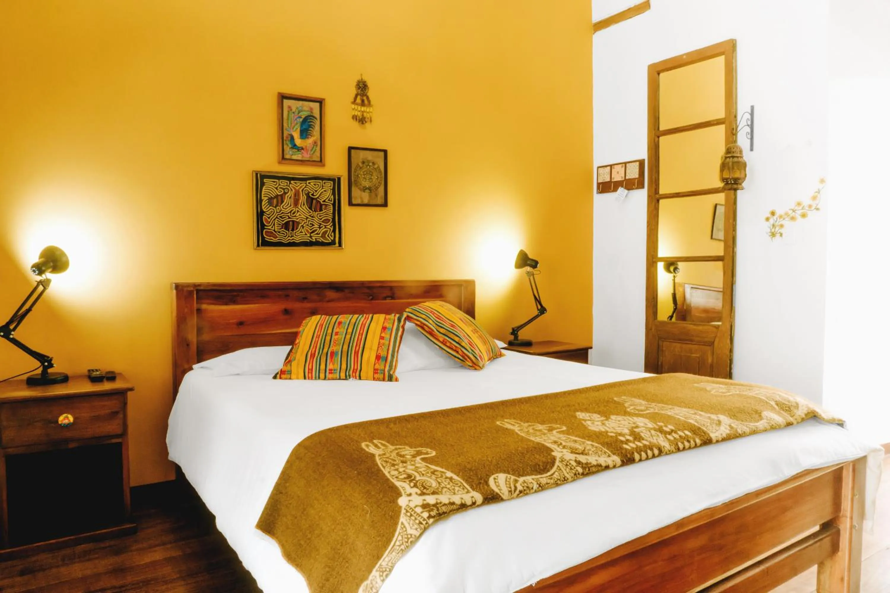 Bed in Hotel Casa Alquimia