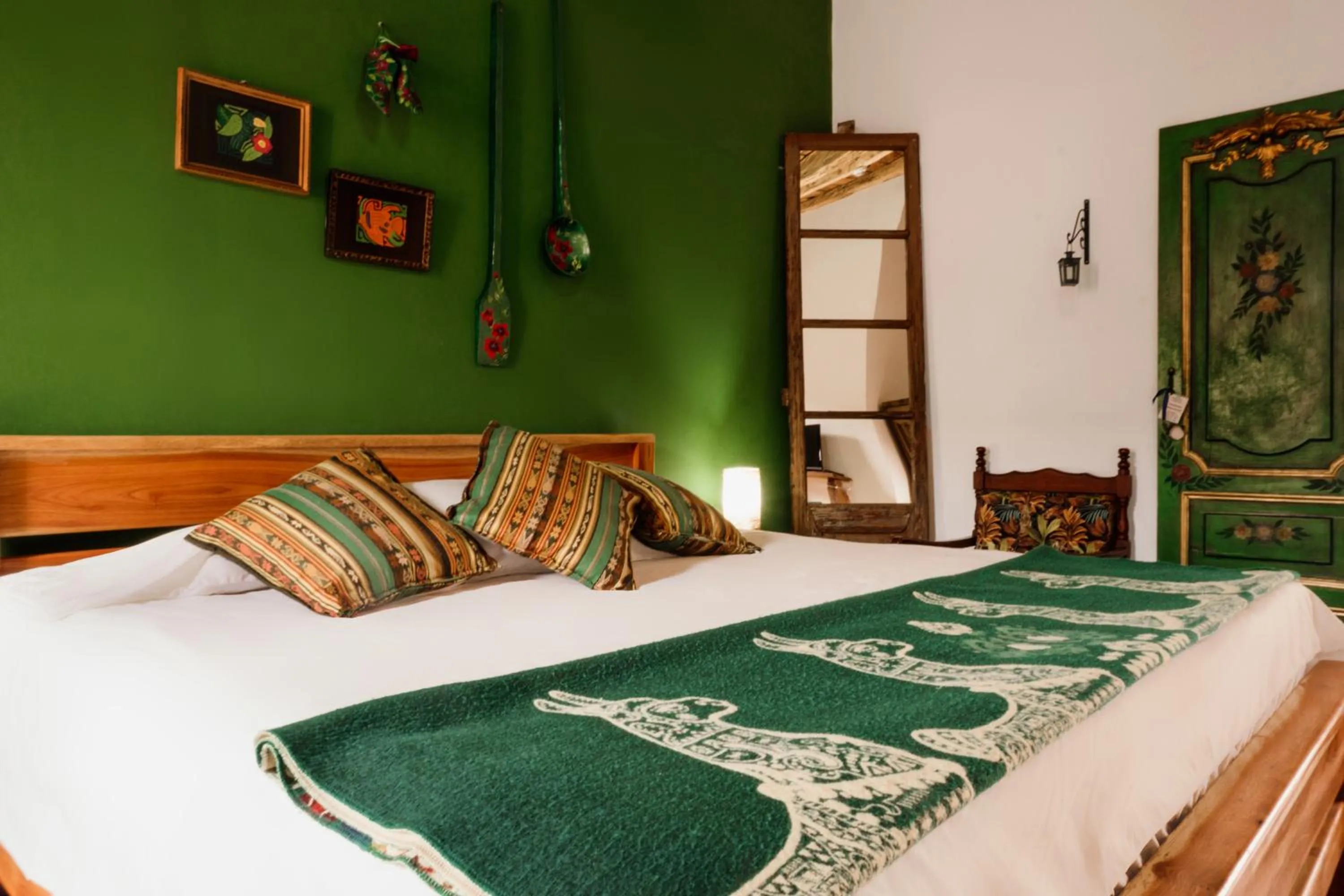 Bed in Hotel Casa Alquimia