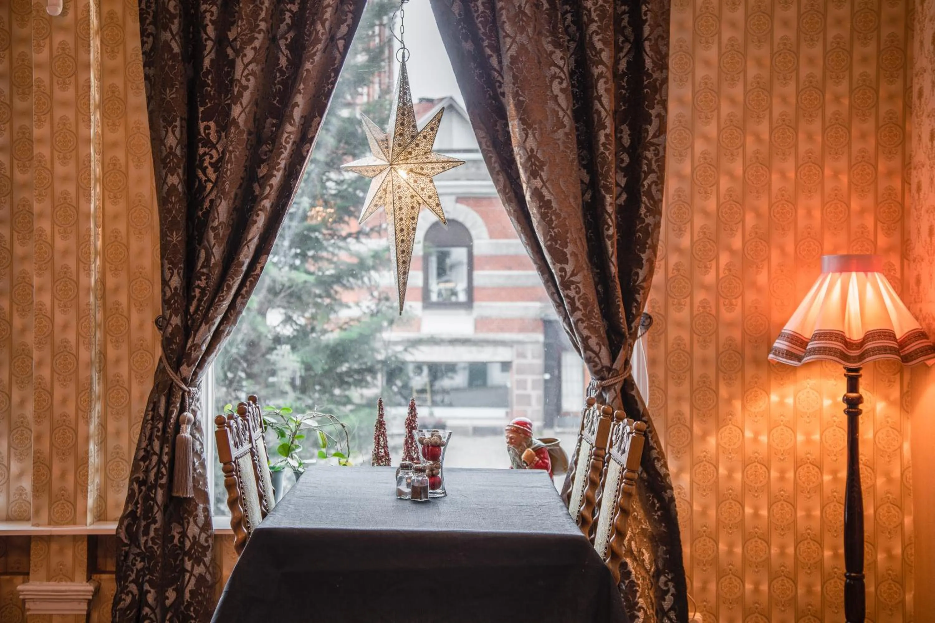 Seating area in Grand Hotel Lysekil