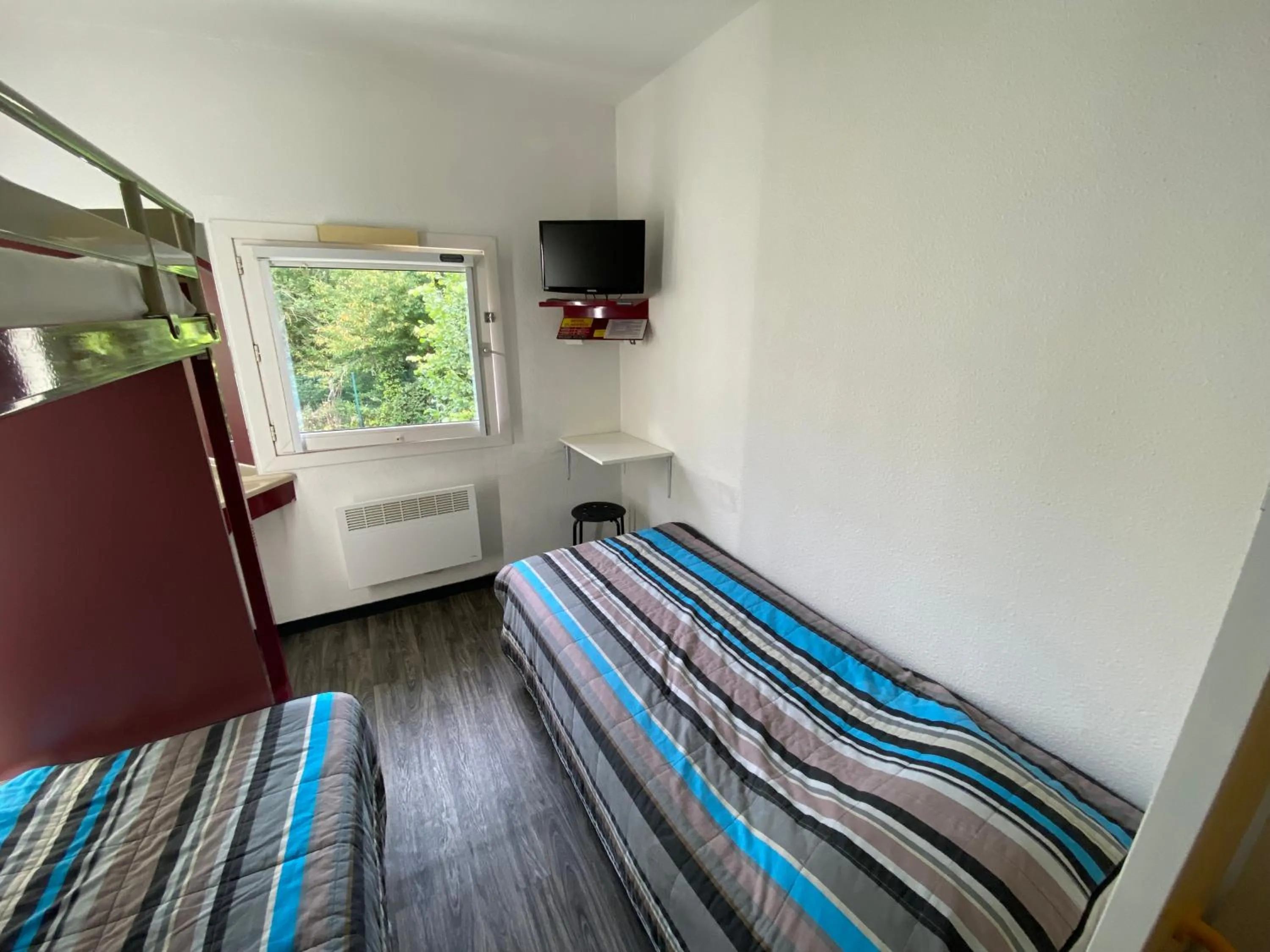 View (from property/room), Bed in Class'Eco Chambly