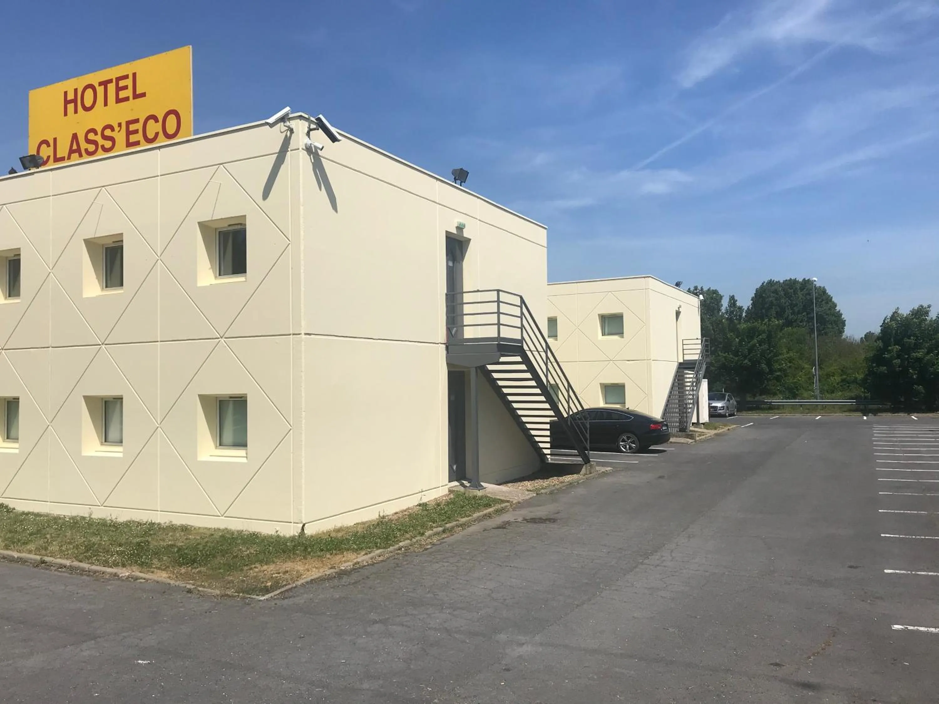 Property building in Class'Eco Chambly