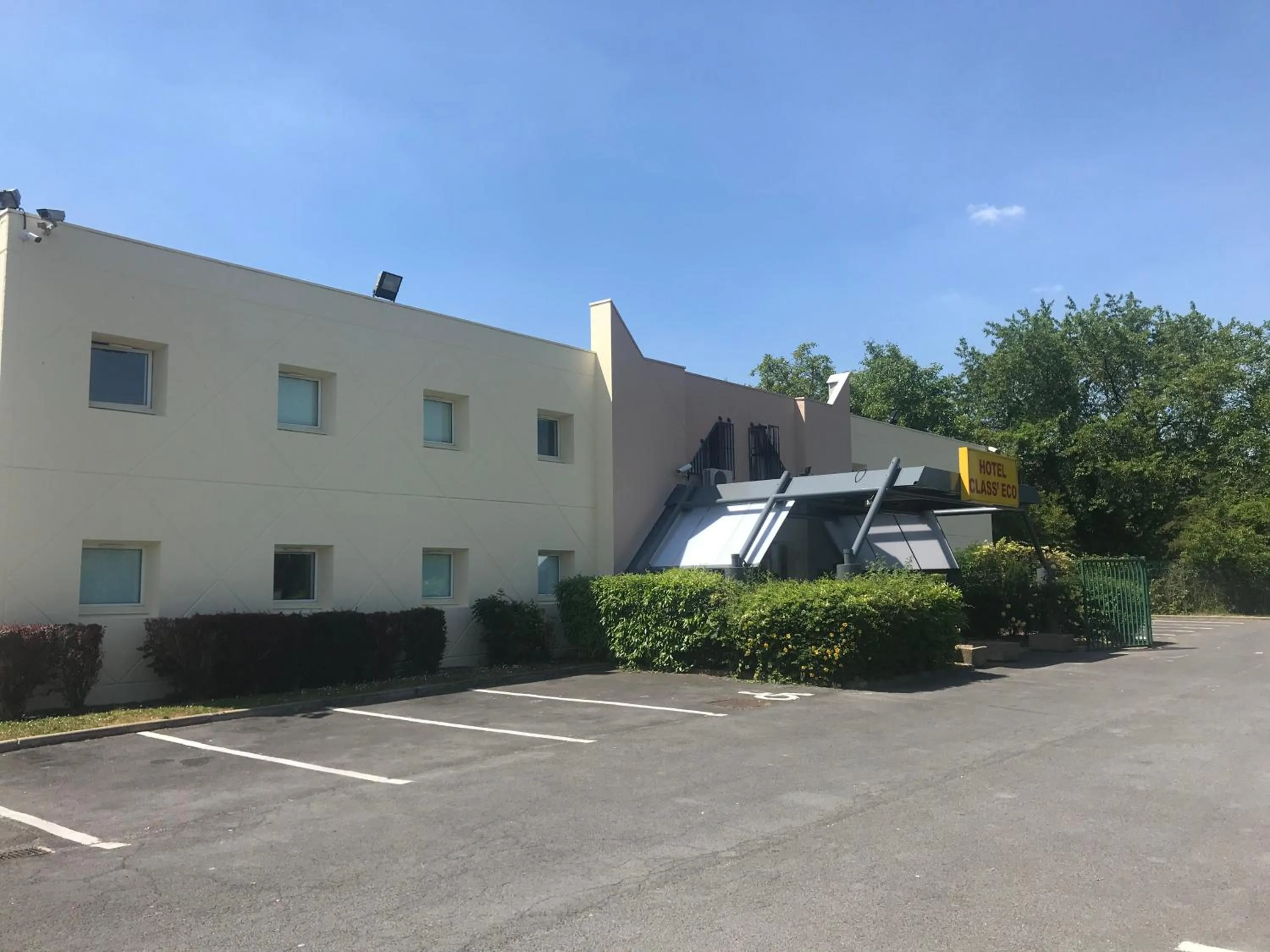 Property building in Class'Eco Chambly