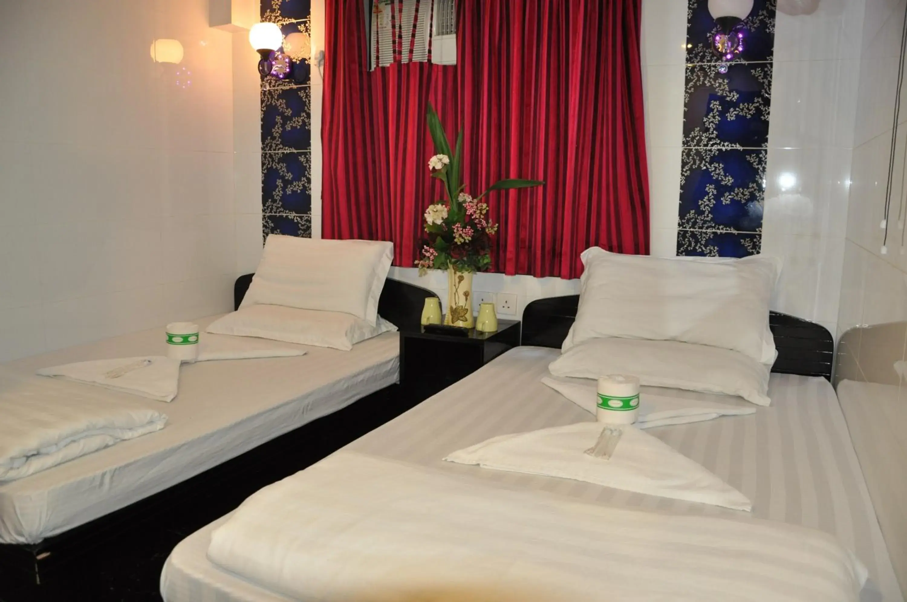 Standard Triple Room in Swiss Hostel Standard Triple Room in Swiss Hostel