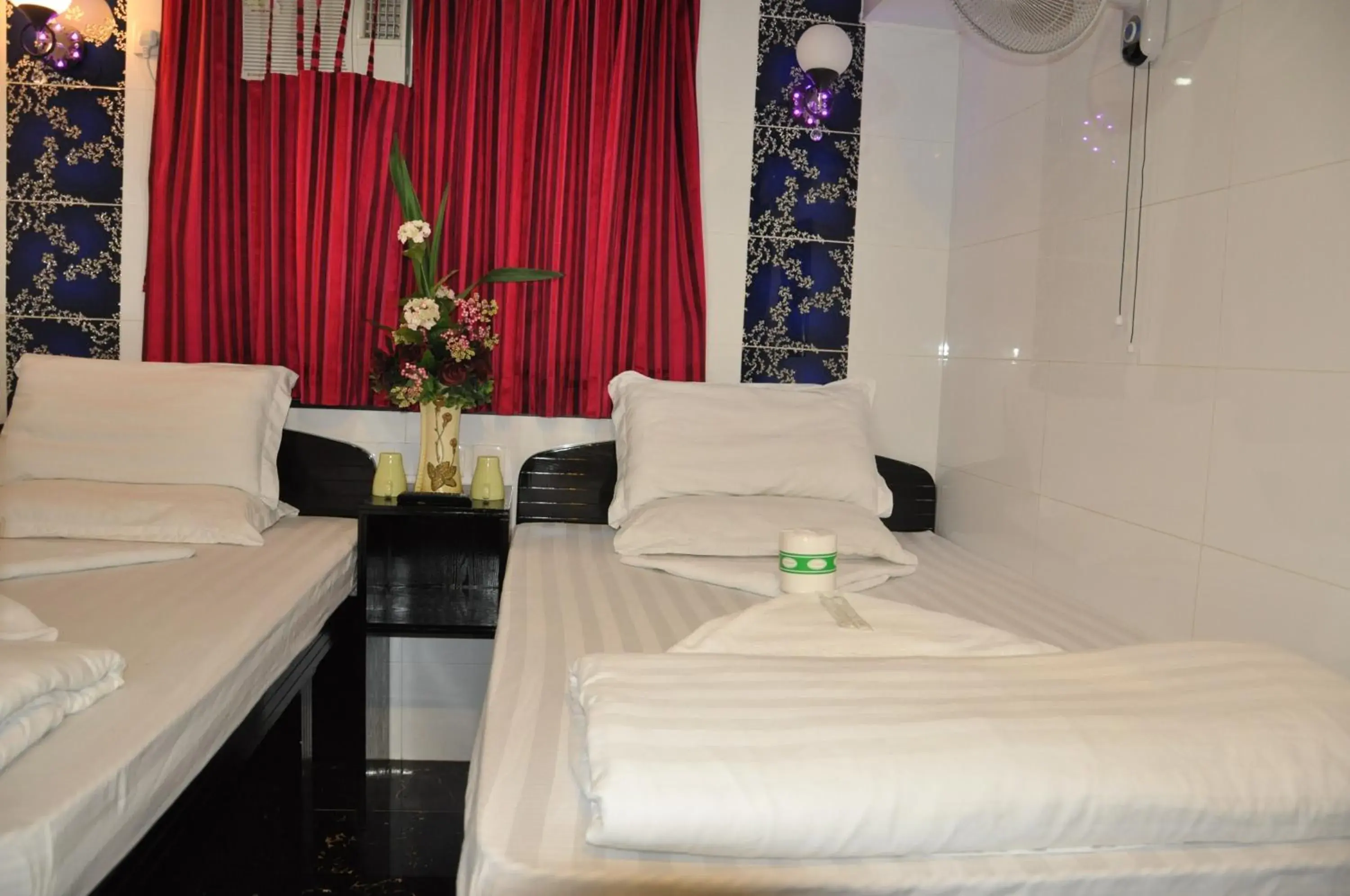 Bed in Swiss Hostel Bed in Swiss Hostel