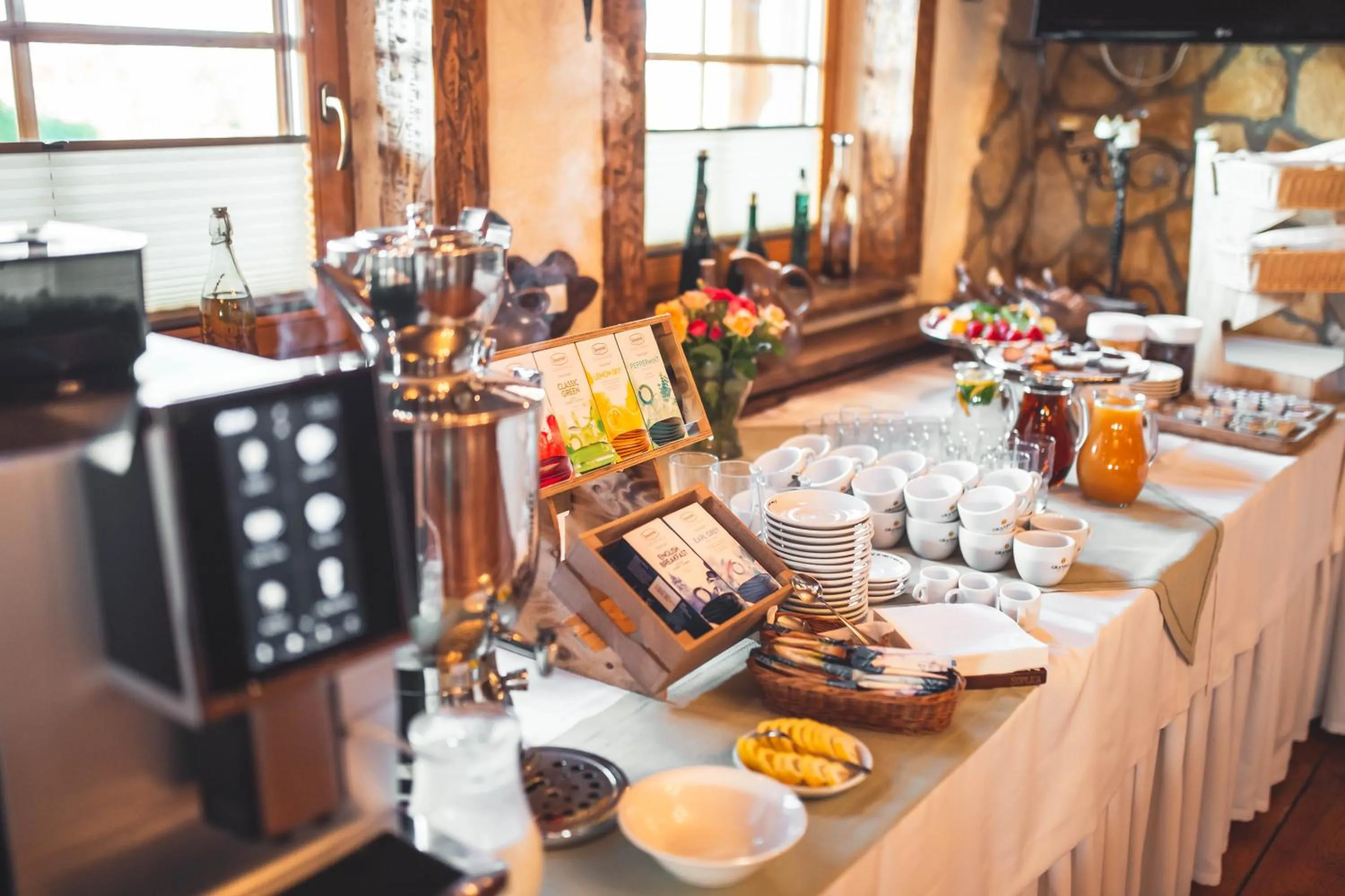 Restaurant/places to eat in Hotel Rycerski