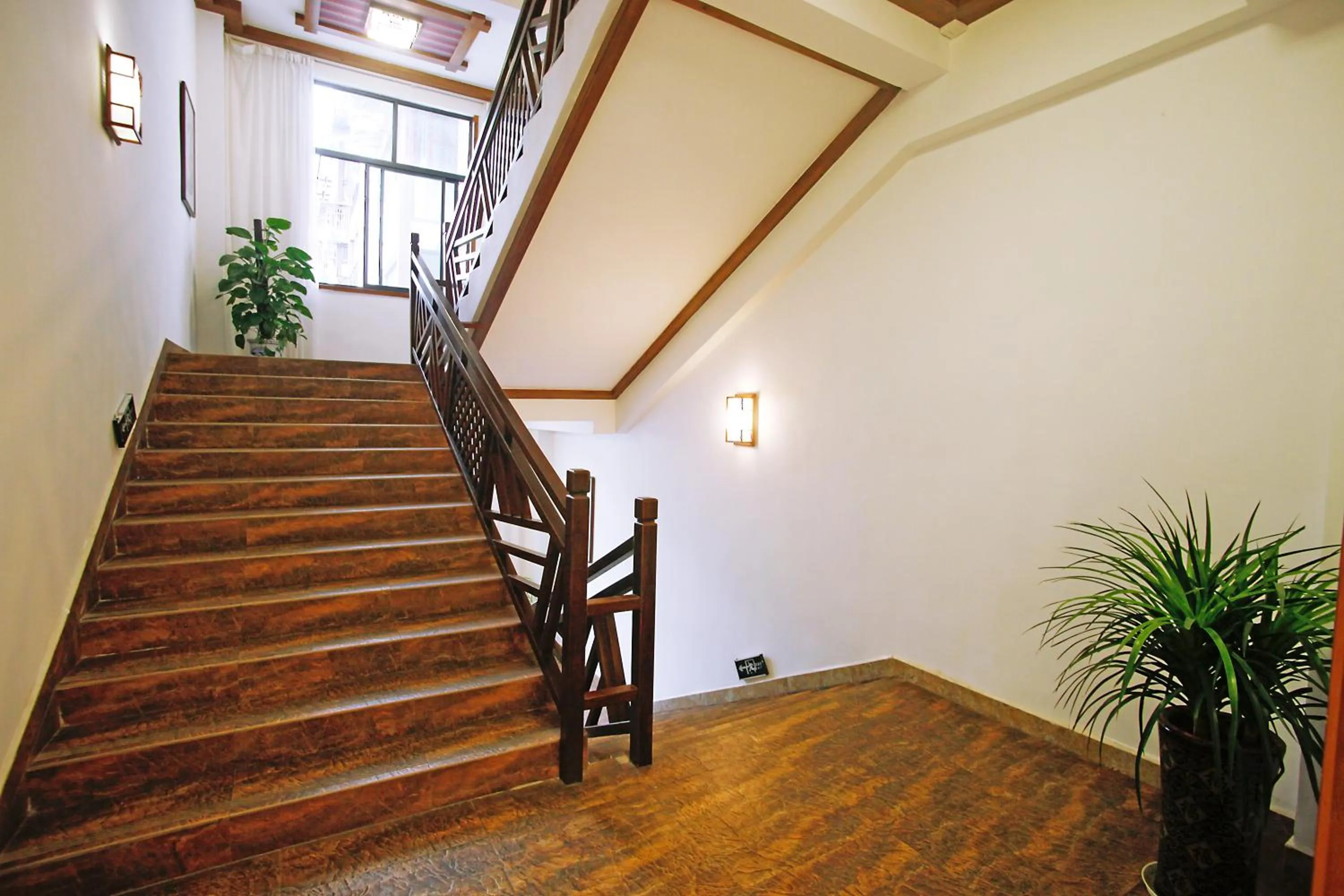 Property building in Guihua Road 106th Hostel