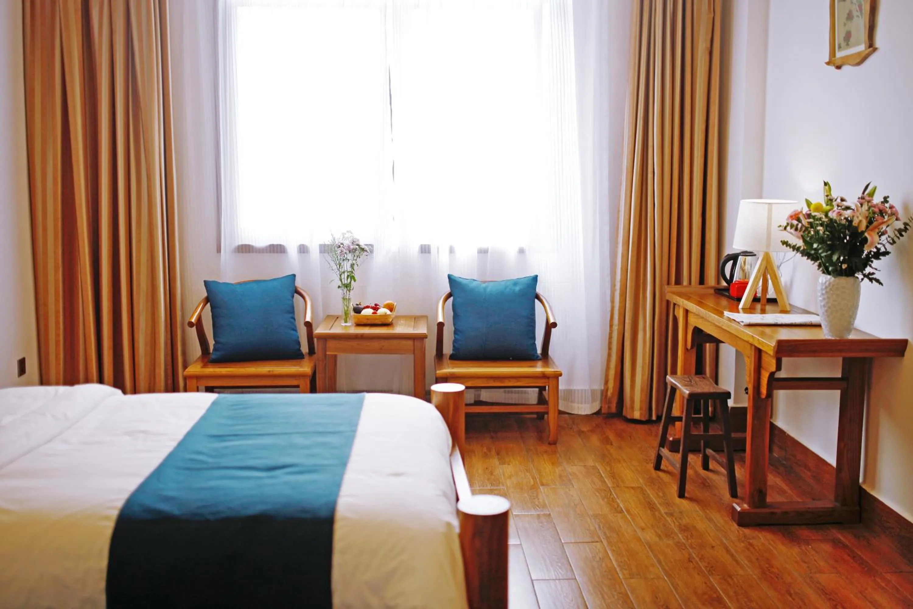 Library, Bed in Guihua Road 106th Hostel