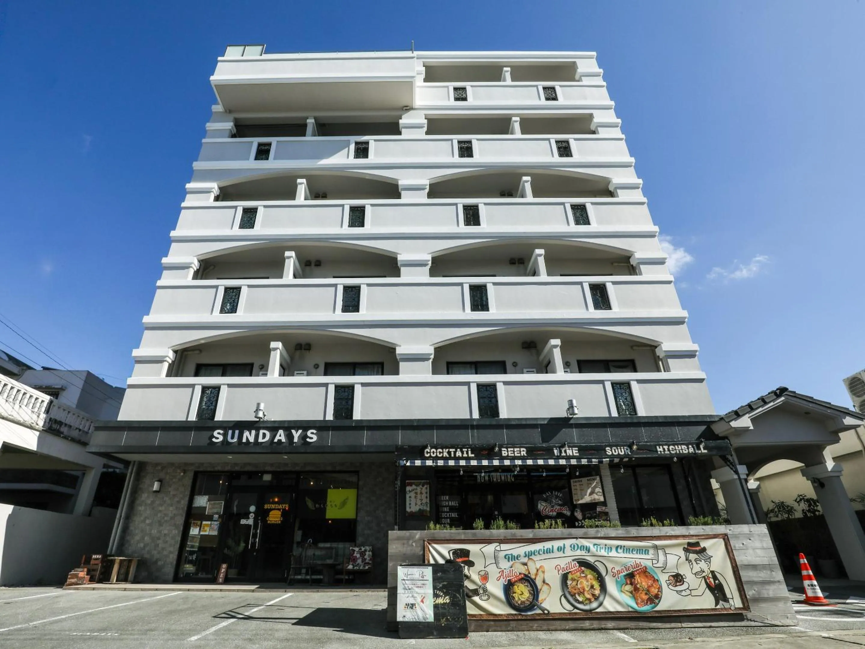 Property building in Hotel 385