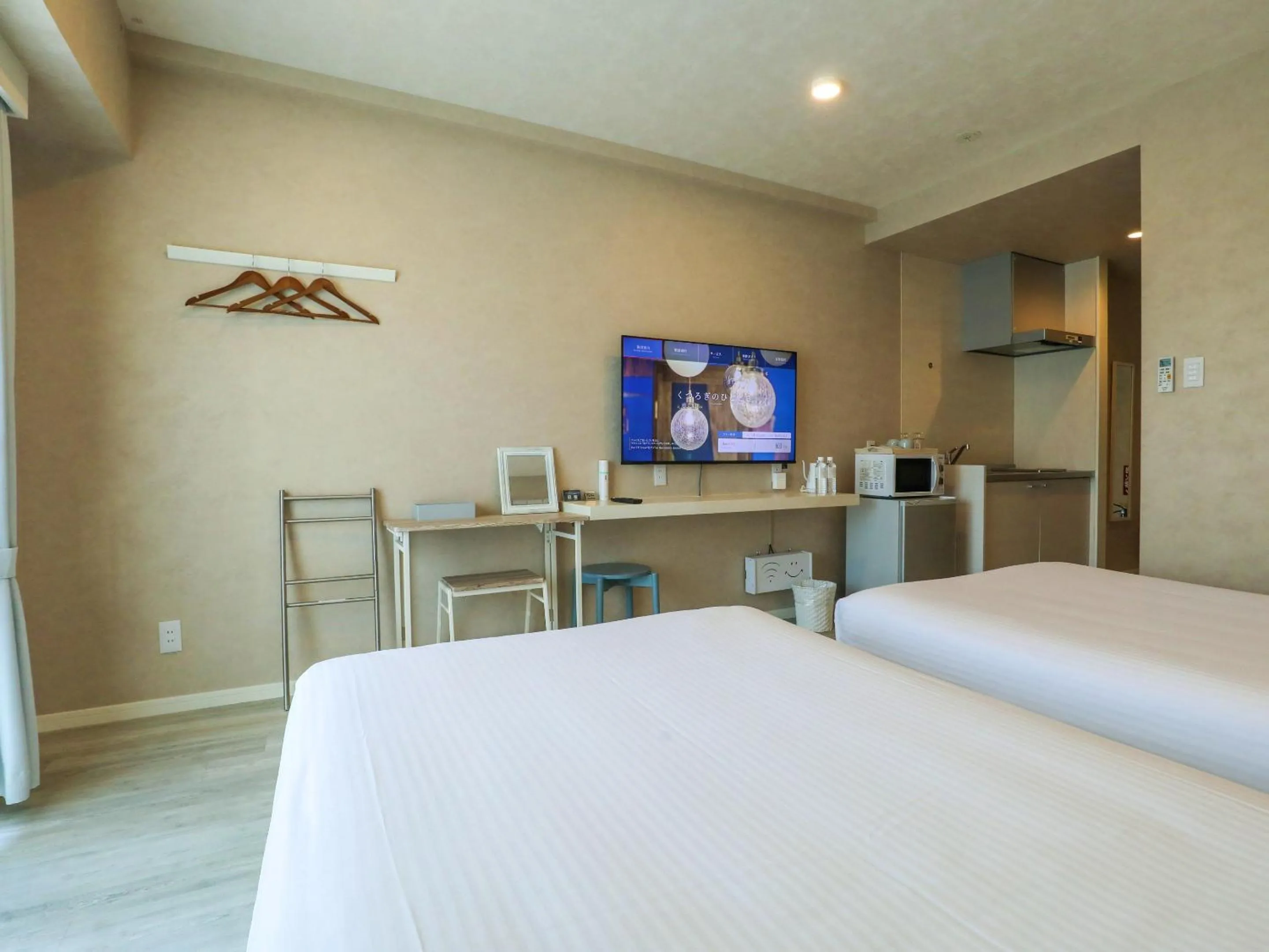 Living room, Bed in Hotel 385