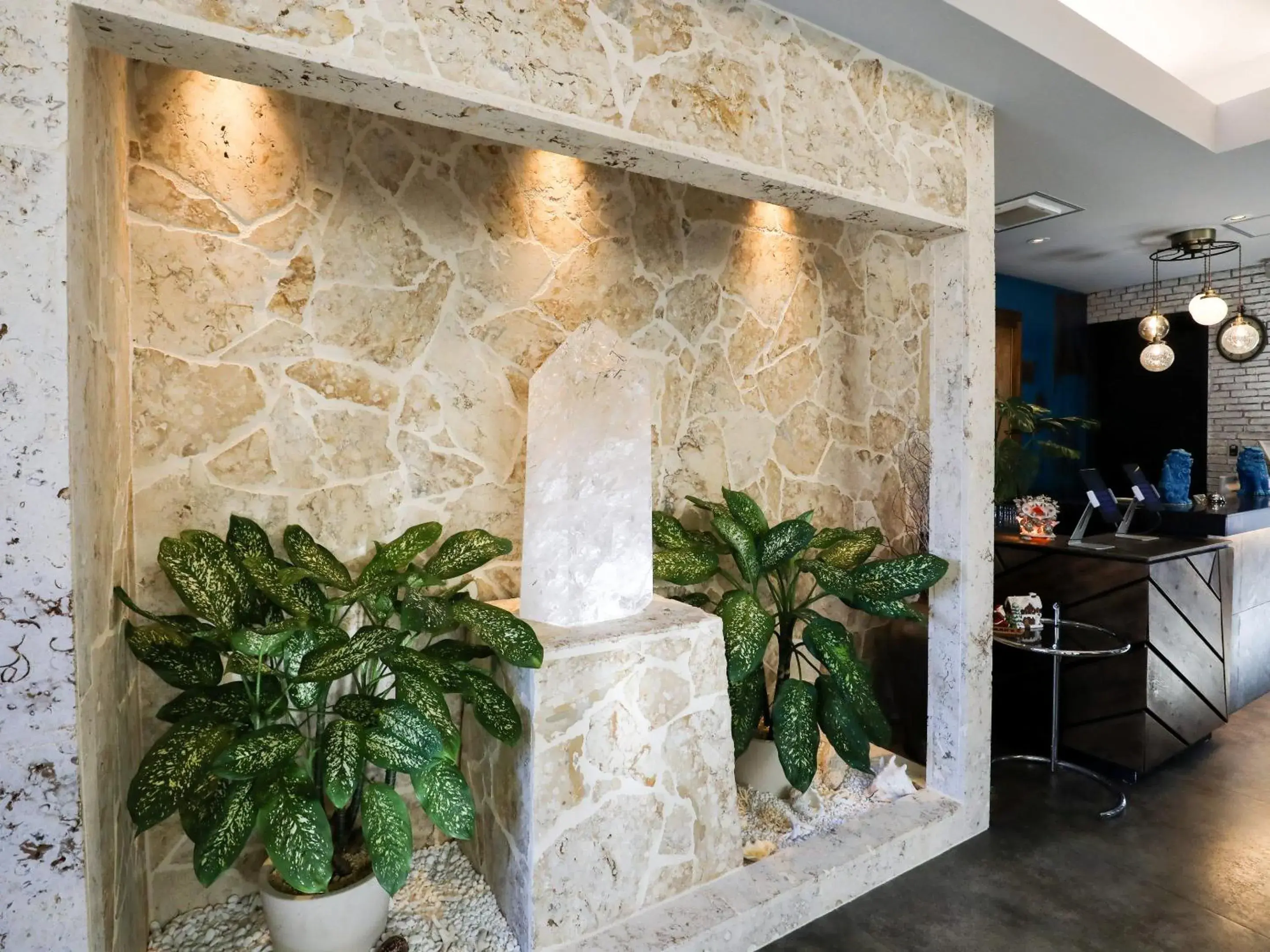 Lobby or reception in Hotel 385 Lobby or reception in Hotel 385