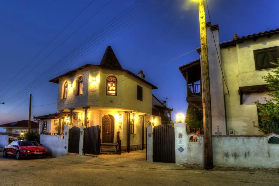 Property building in Chateaux Constantin Agistro