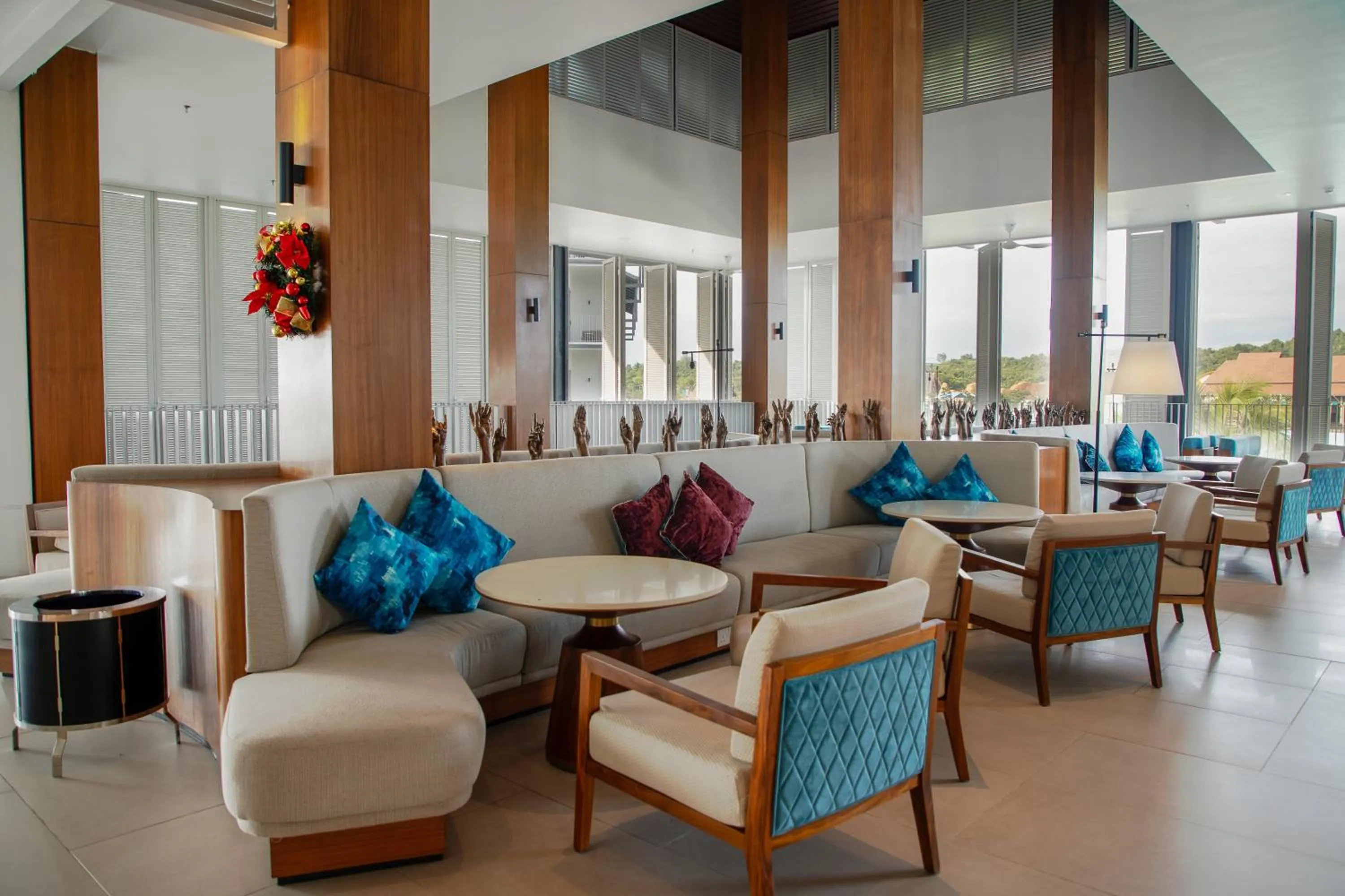 Lounge or bar in Hard Rock Hotel Desaru Coast