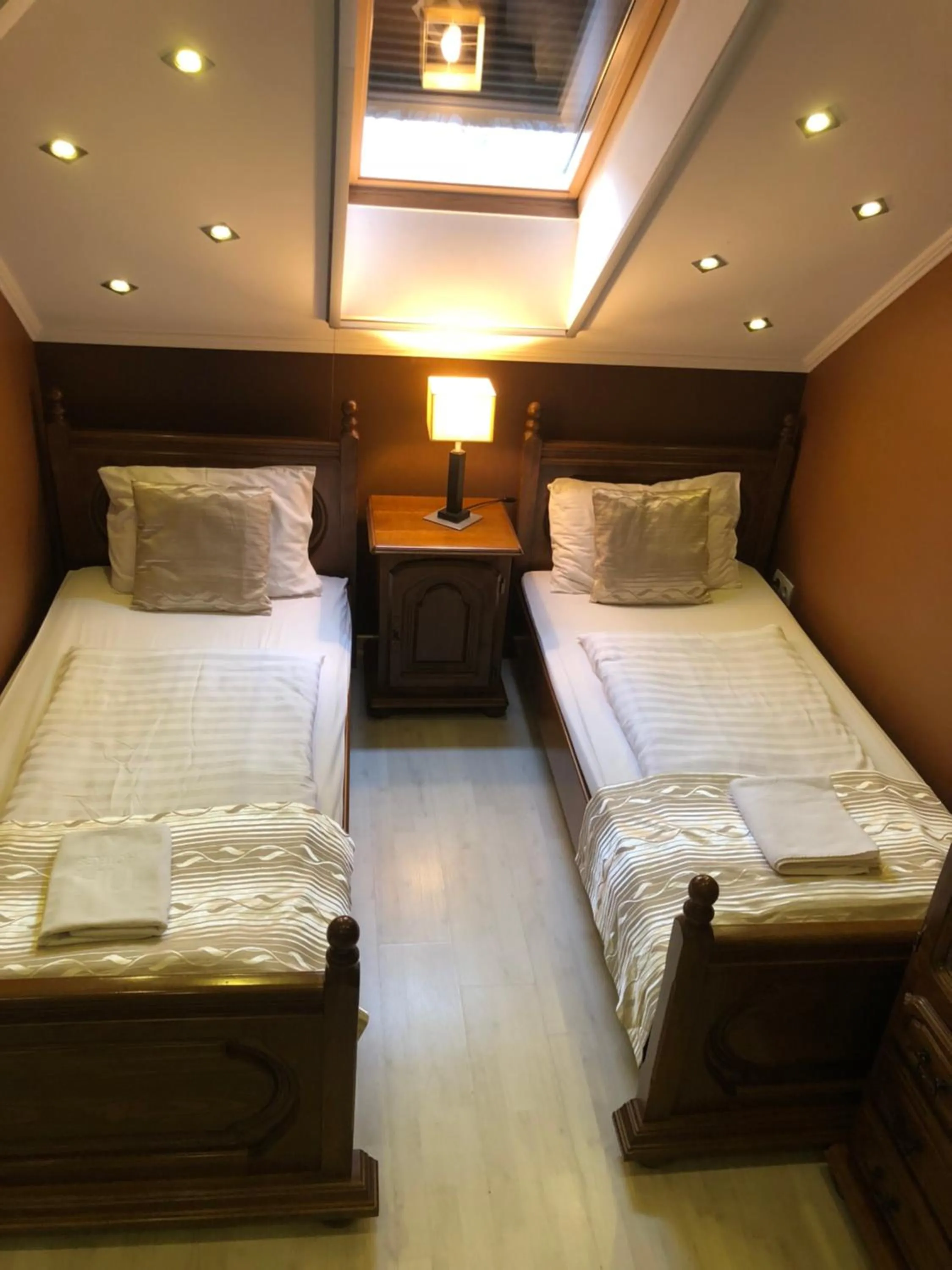 Photo of the whole room, Bed in Mosoly Apartman
