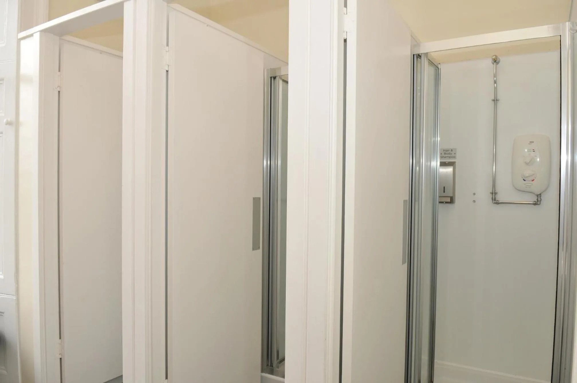 Shower in The Hostel