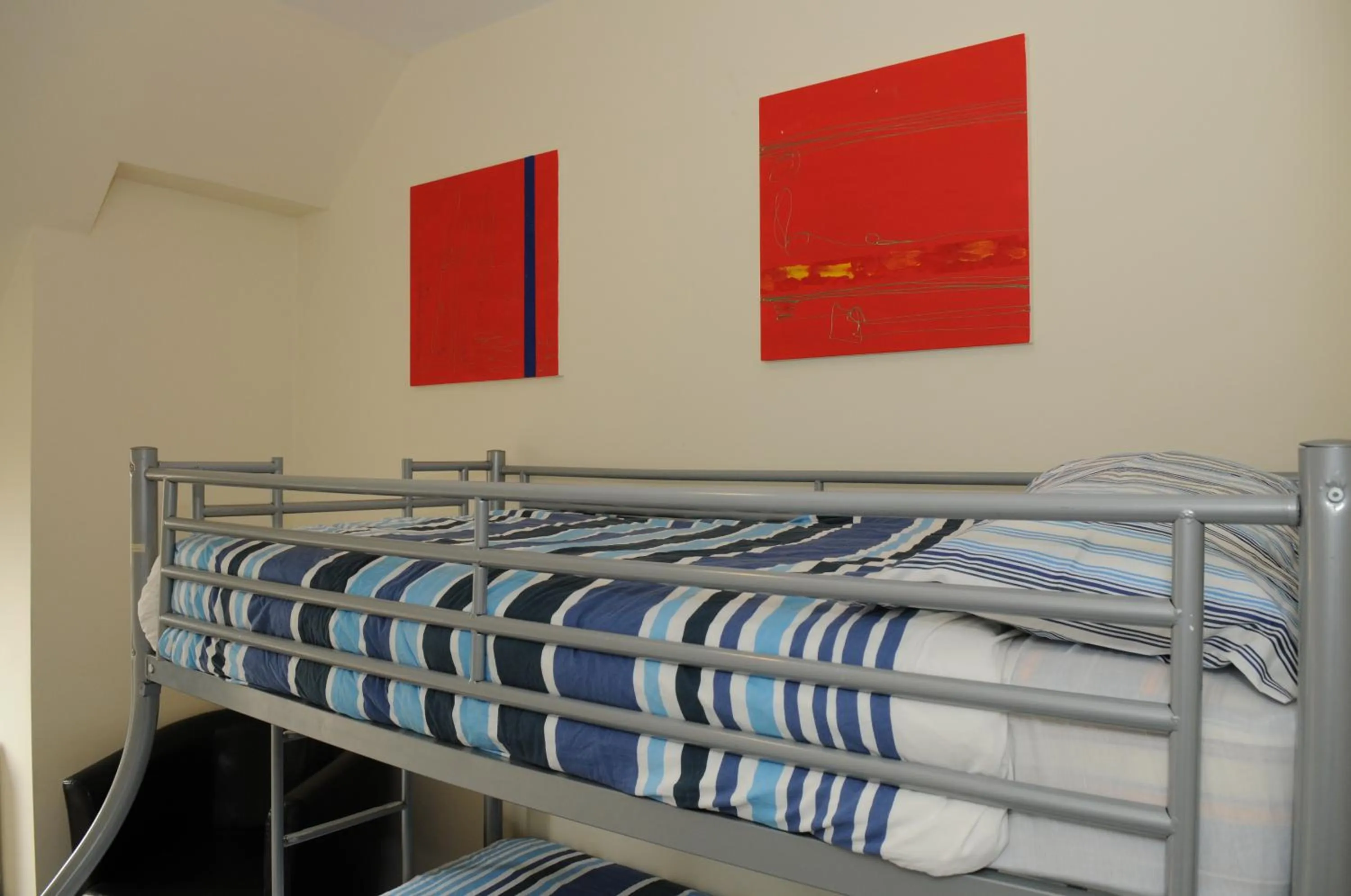 bunk bed, Bed in The Hostel