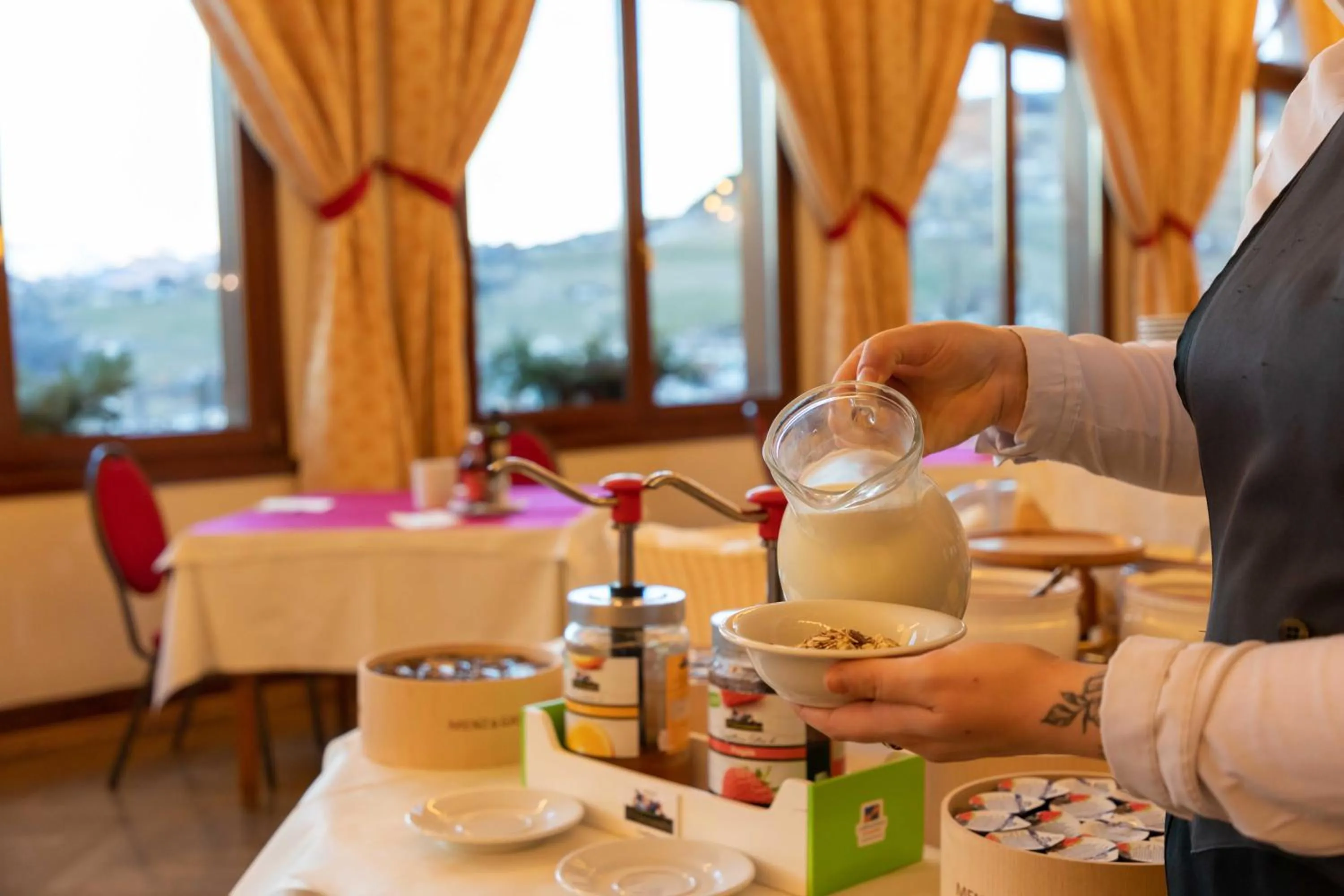 Continental breakfast in Hotel Salegg