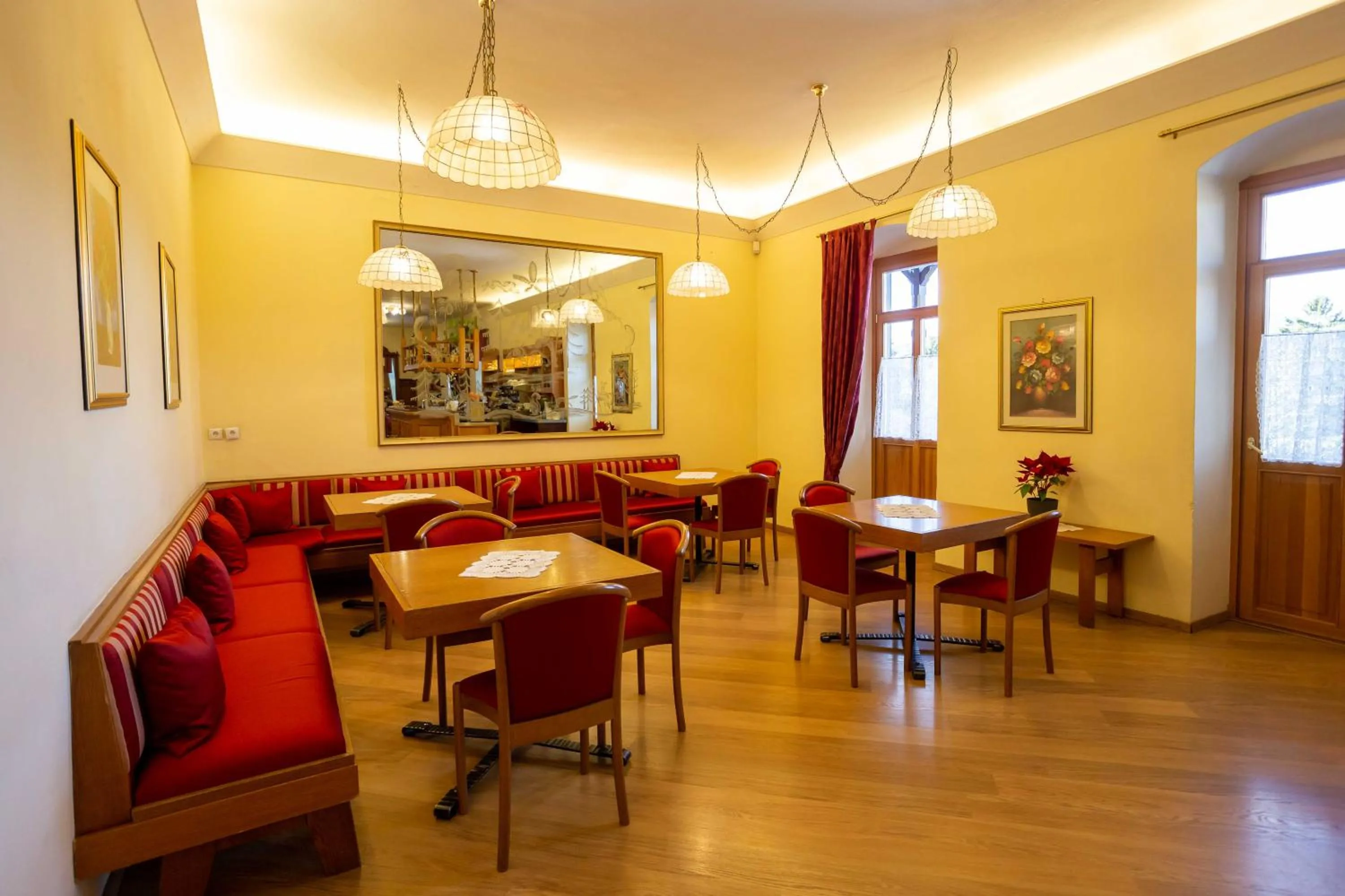 Lounge or bar in Hotel Salegg