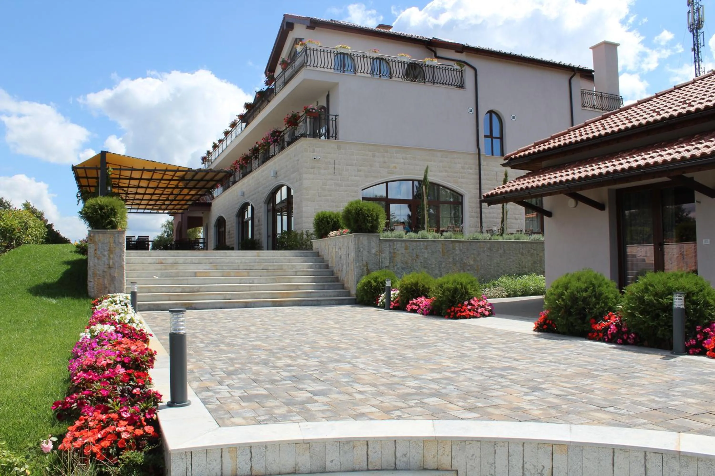 Property building in Zaara Estate