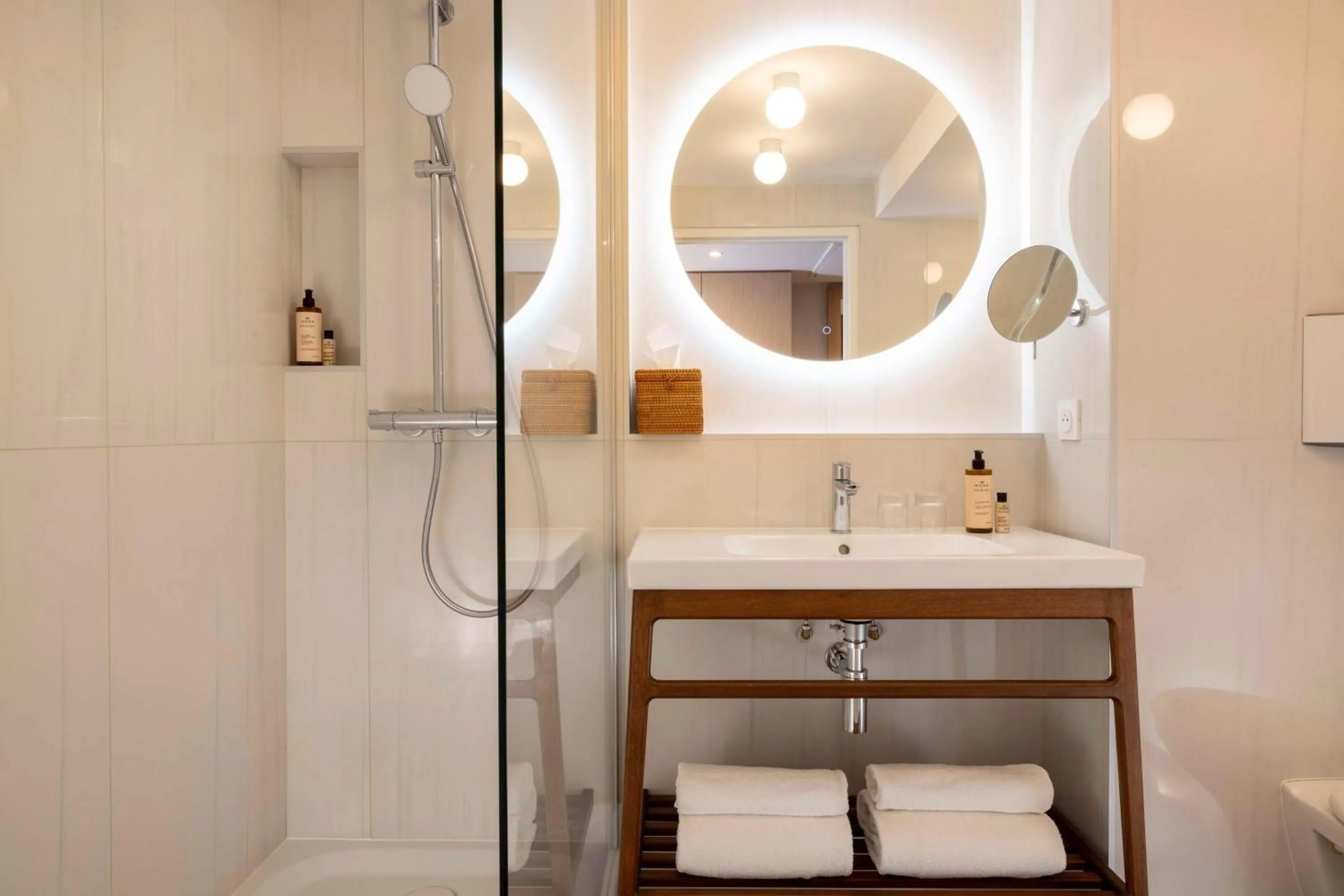 Bathroom in Best Western Plus Hotel les Rives du Ter