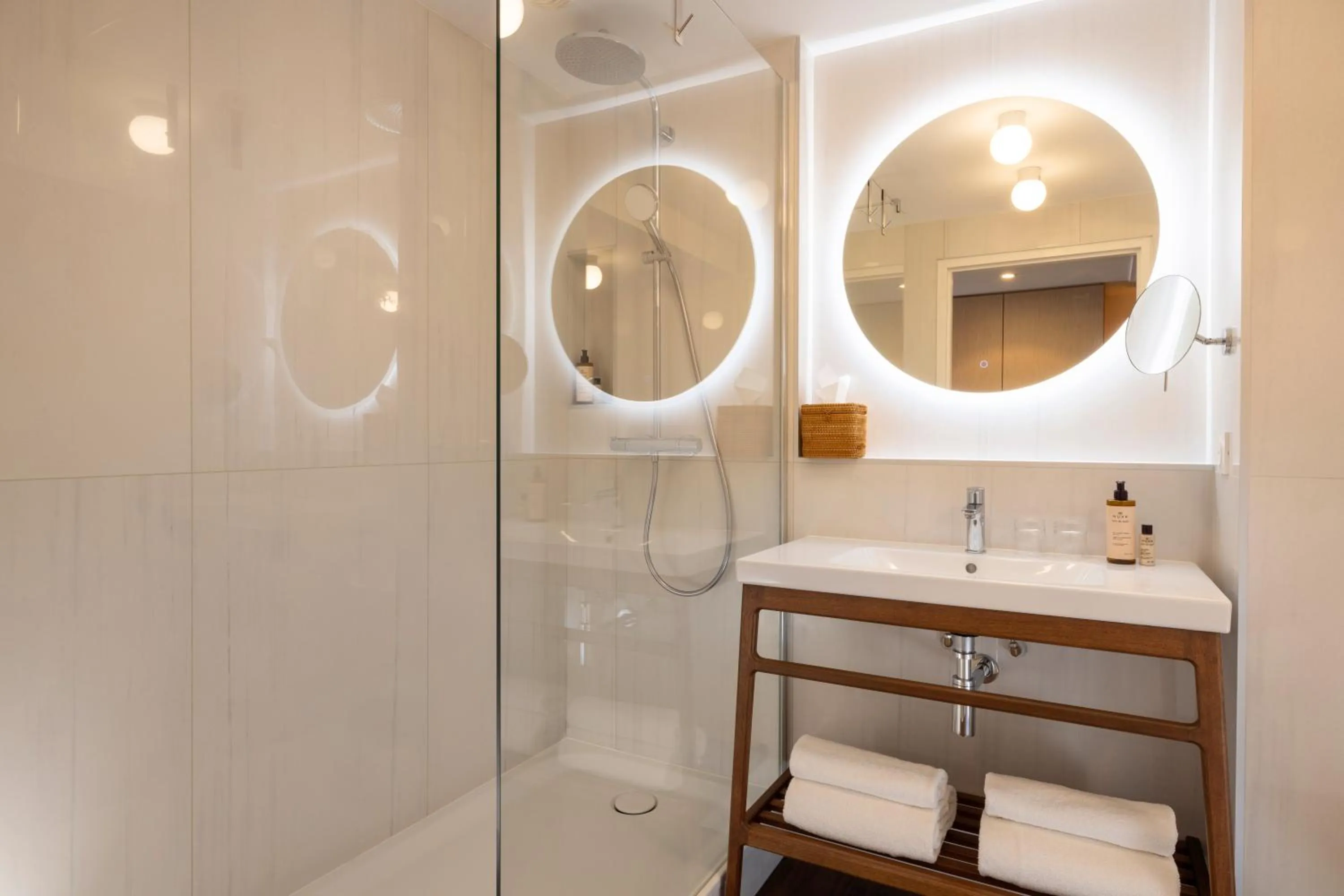 Bathroom in Best Western Plus Hotel les Rives du Ter