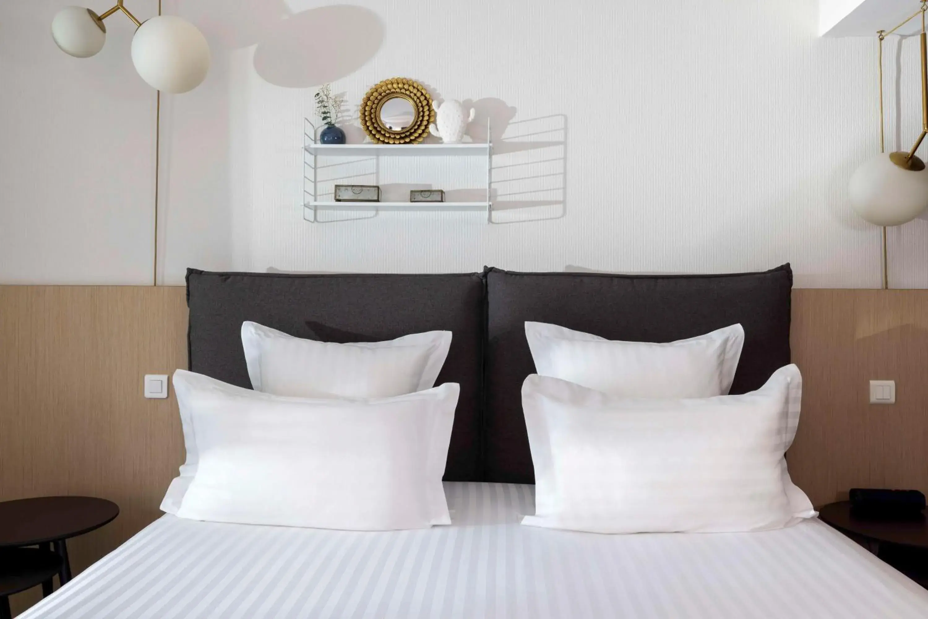 Two Connecting Rooms with Lake View in Best Western Plus Hotel les Rives du Ter Two Connecting Rooms with Lake View in Best Western Plus Hotel les Rives du Ter