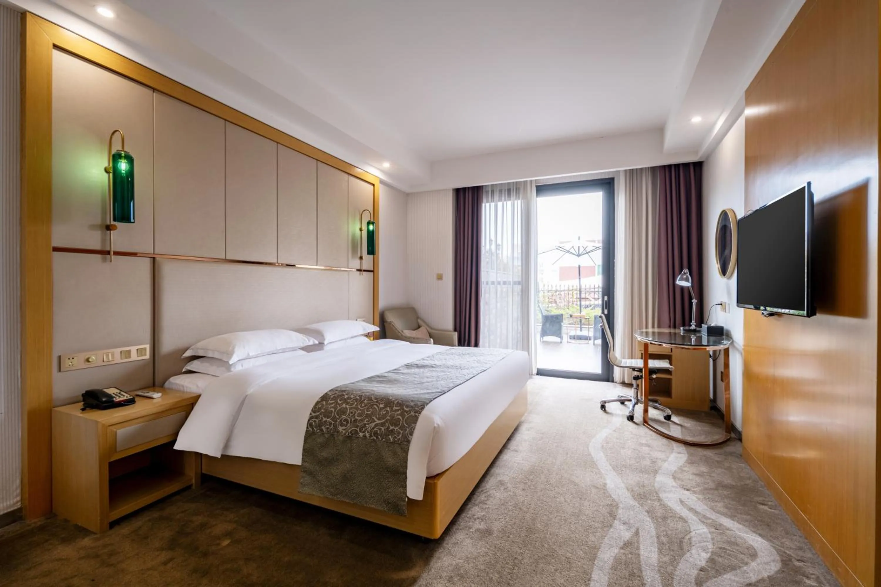 Photo of the whole room in Xiamen Shuyue Hotel