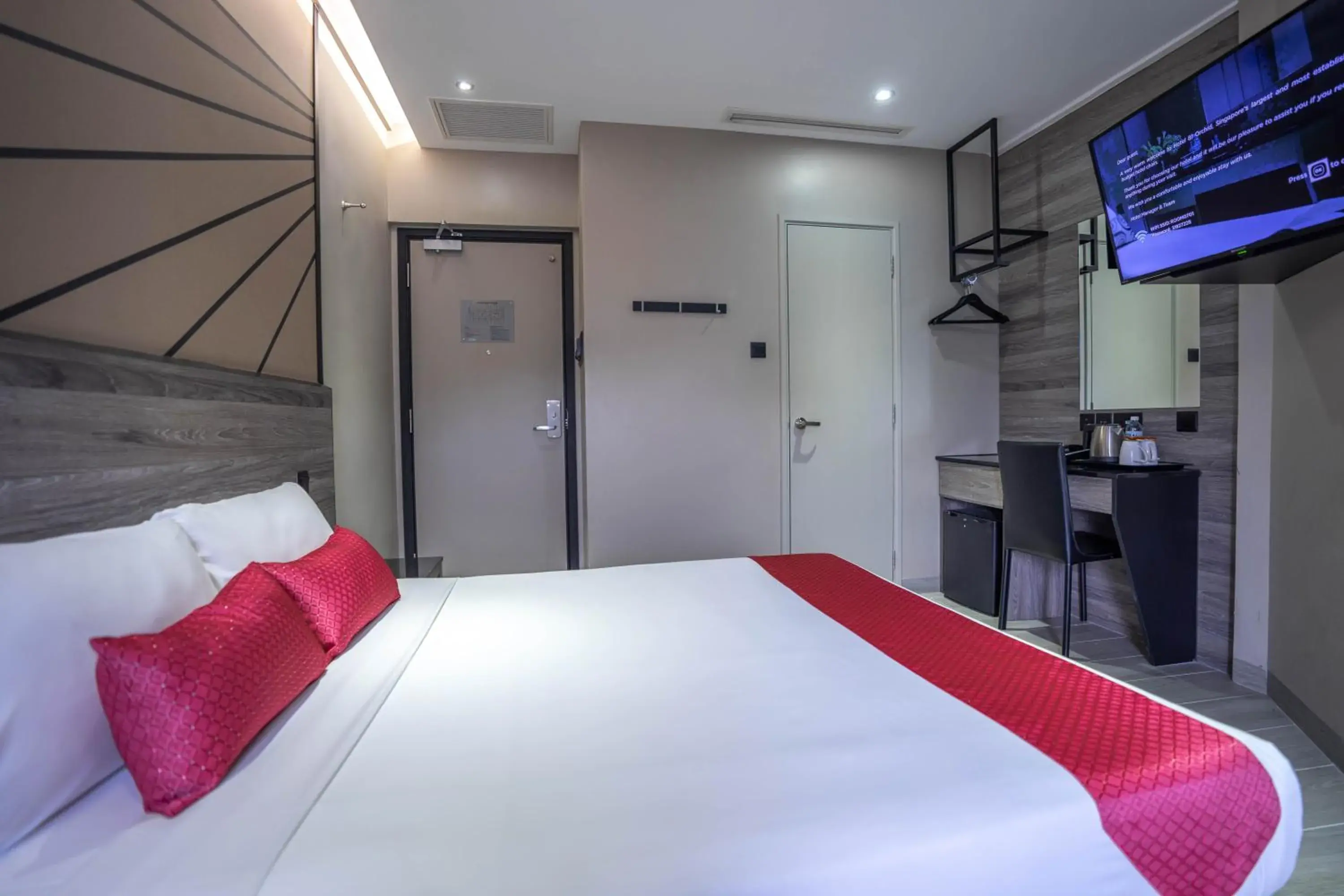 Guests, Bed in Hotel 81 Orchid Guests, Bed in Hotel 81 Orchid