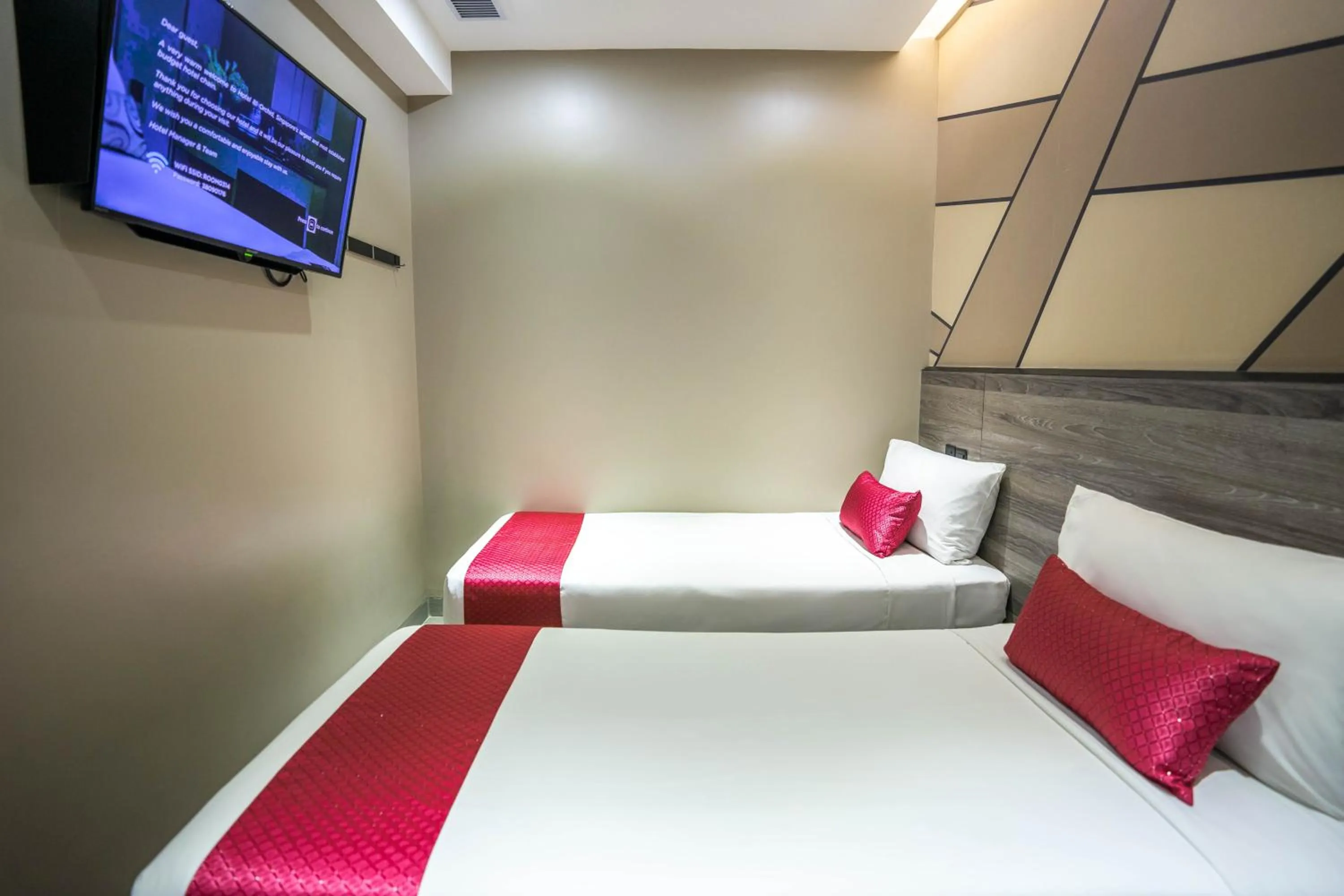 Bed in Hotel 81 Orchid