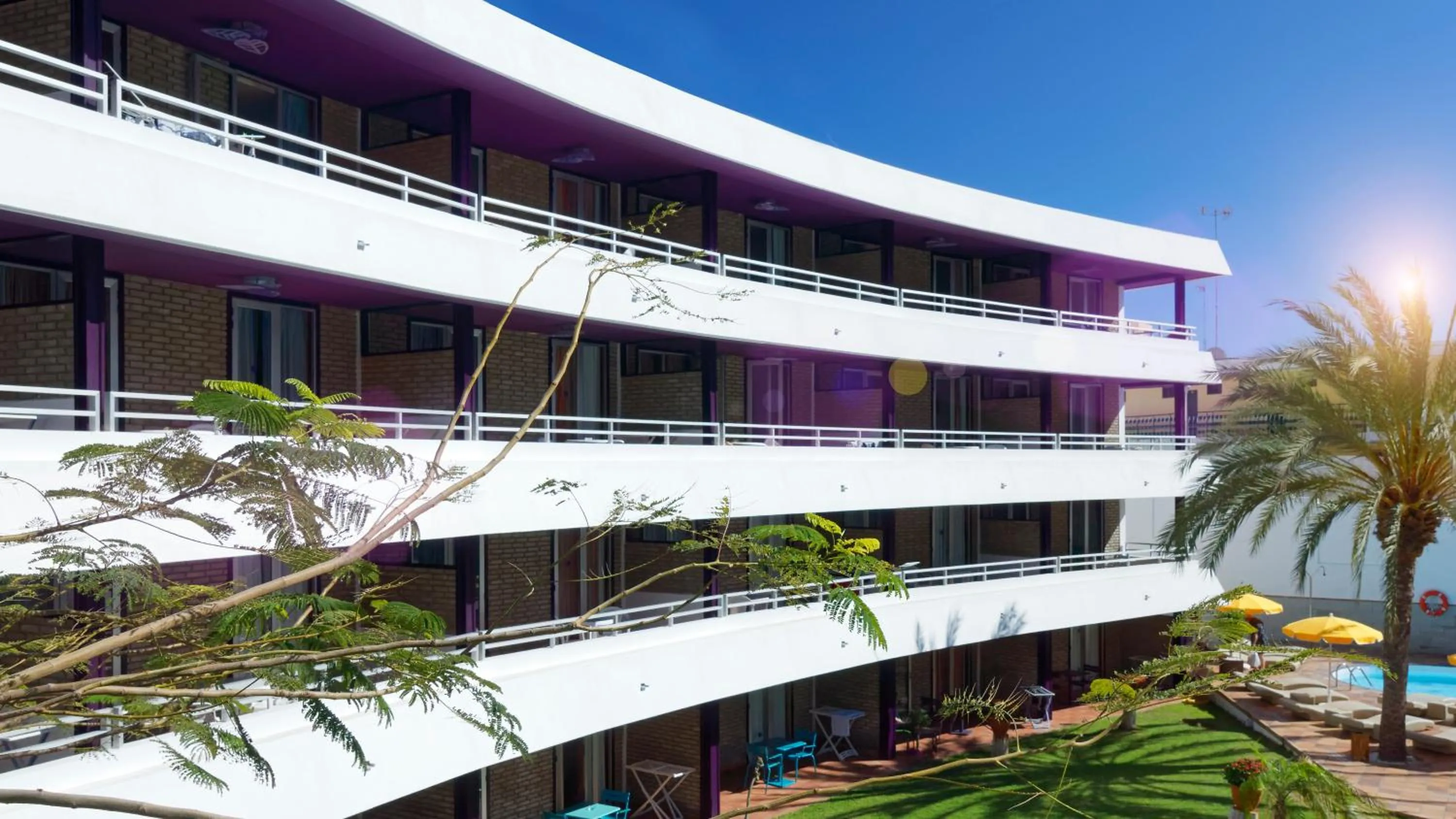 Property building in Jacarandas Beach