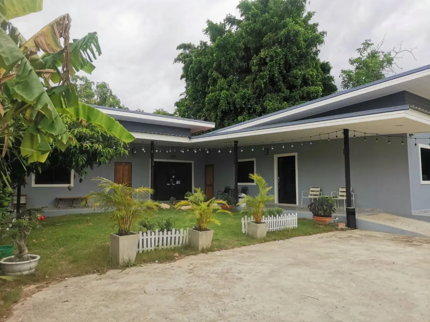 Superior King Room in Numhom Resort Superior King Room in Numhom Resort