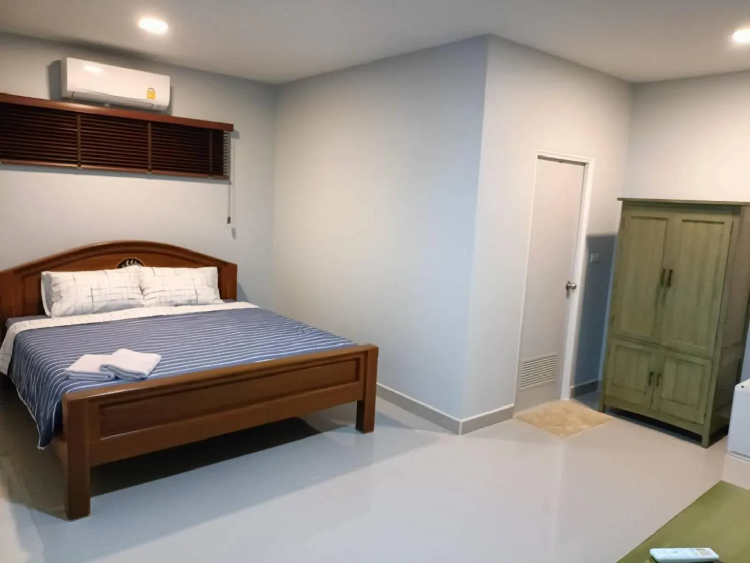 Bed in Numhom Resort