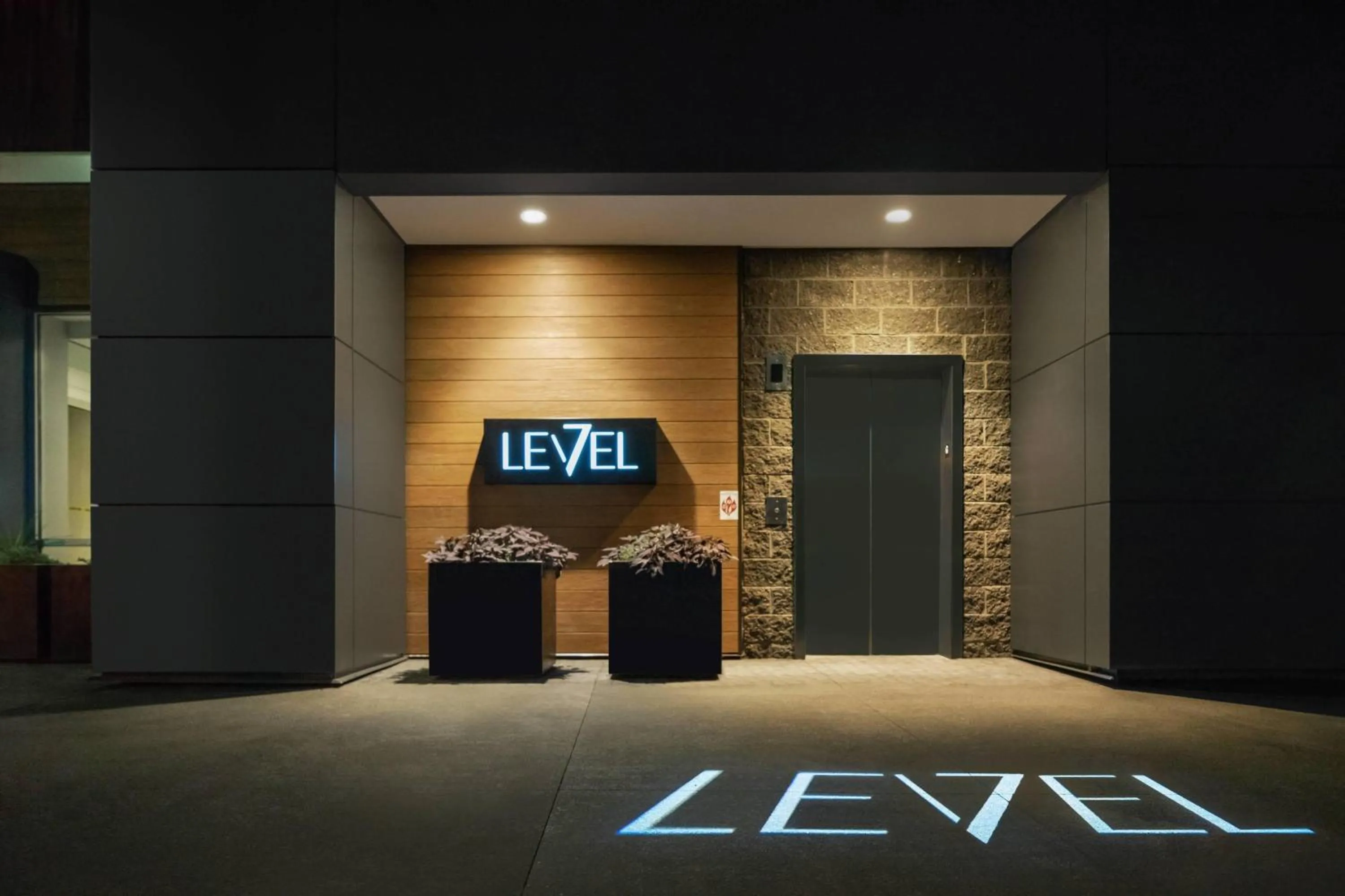 Restaurant/places to eat in AC Hotel by Marriott Pittsburgh Downtown