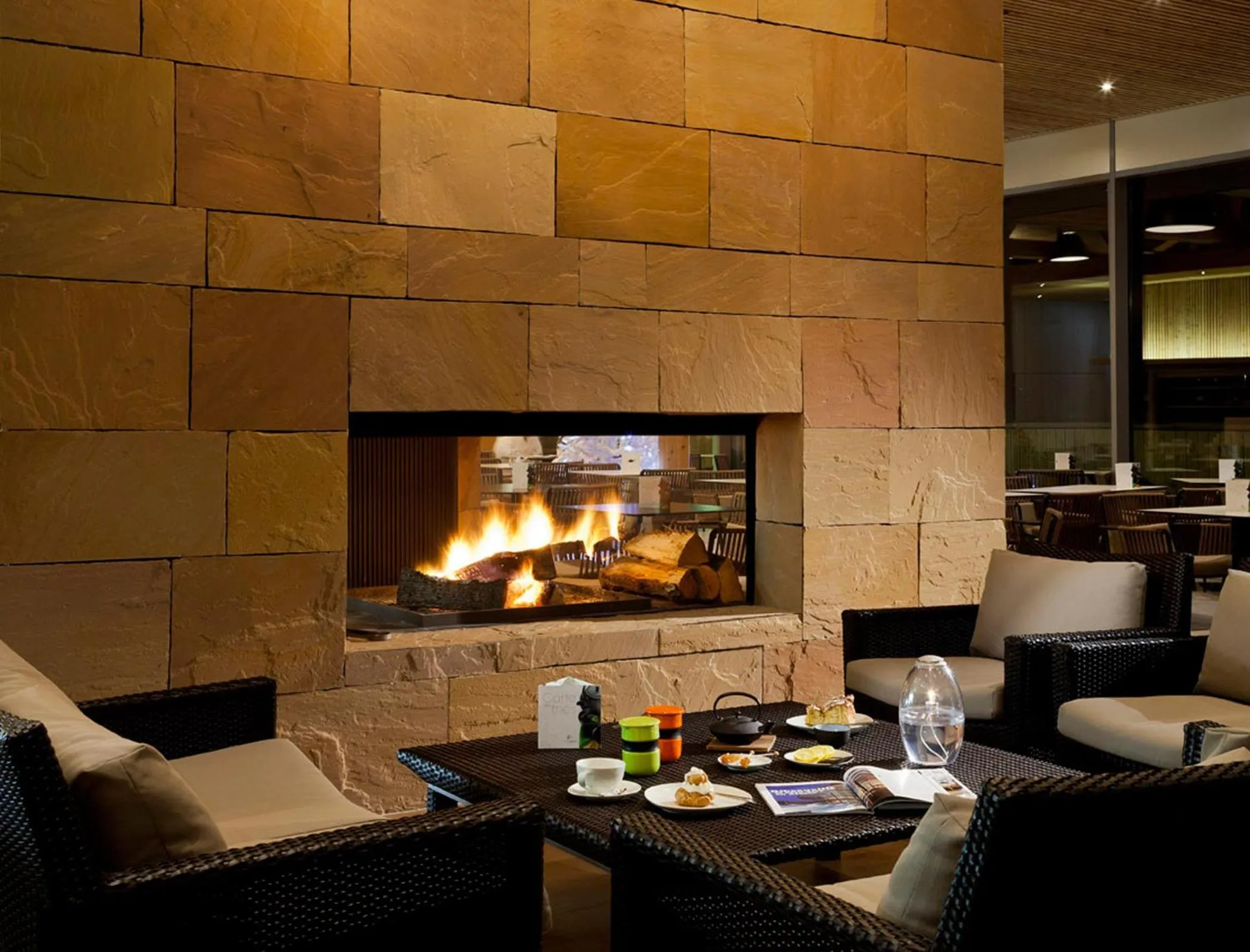 Lounge or bar in Hôtel Barrière Ribeauvillé