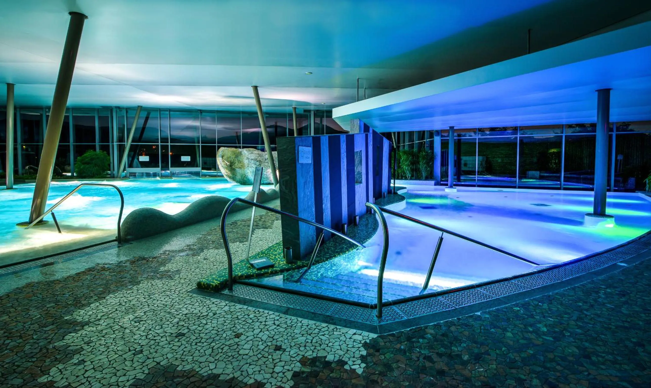 Hot Spring Bath in Hôtel Barrière Ribeauvillé