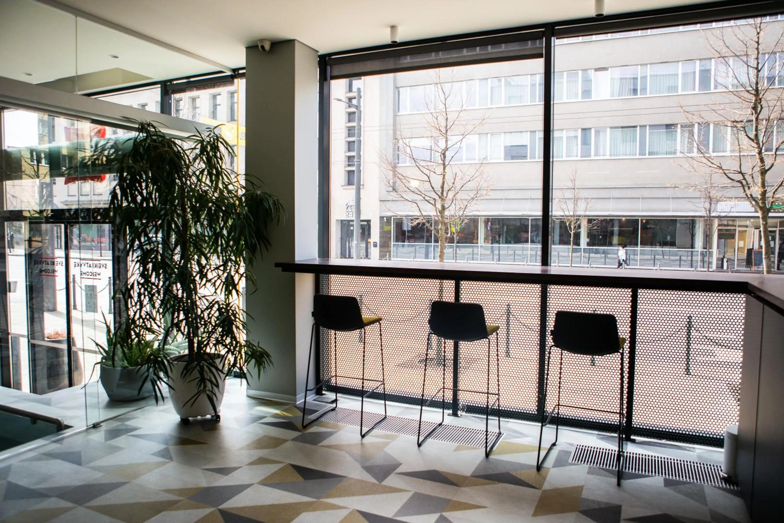 Lounge or bar in Ibis Kaunas Centre