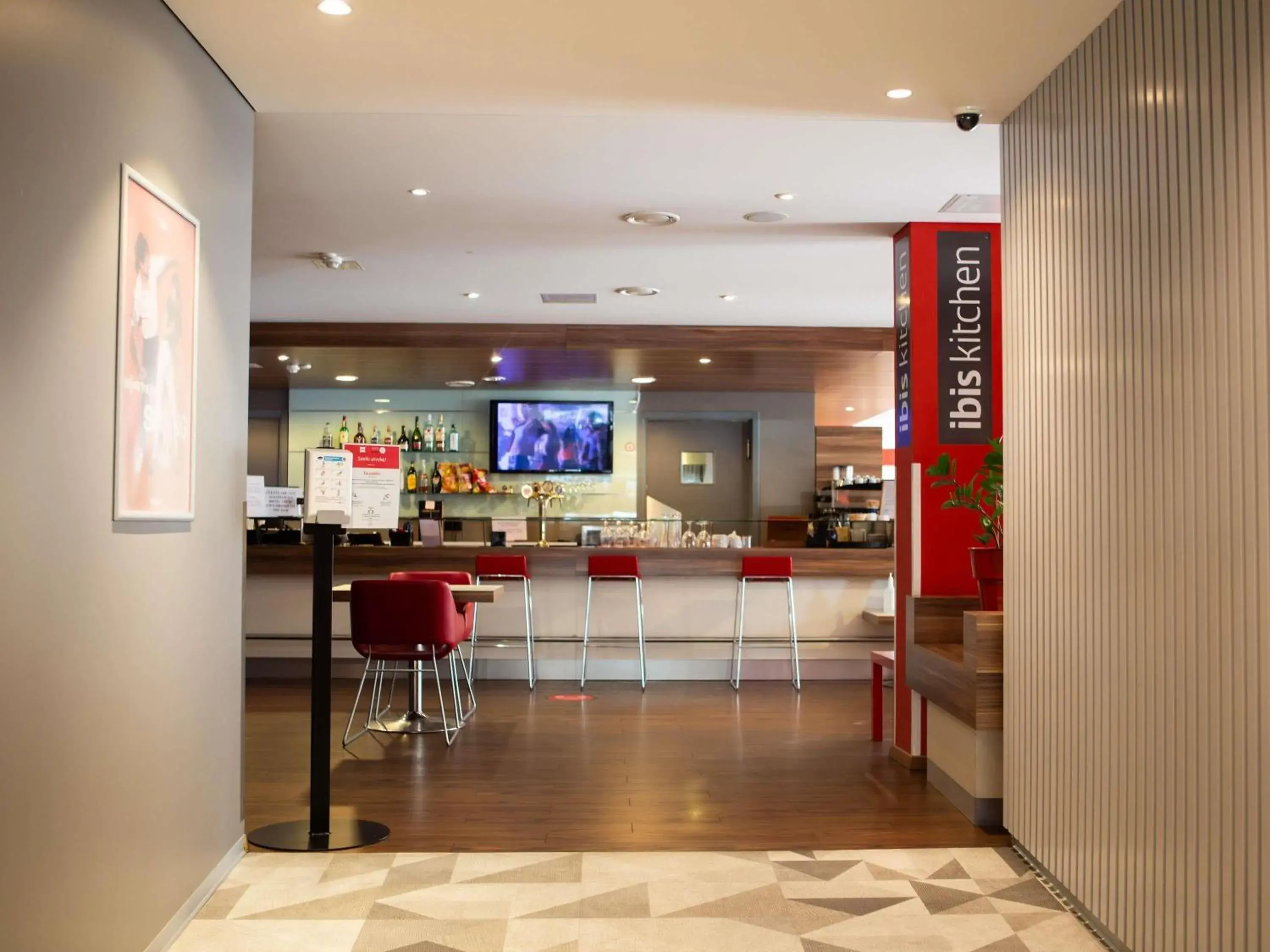 Lounge or bar in Ibis Kaunas Centre Lounge or bar in Ibis Kaunas Centre