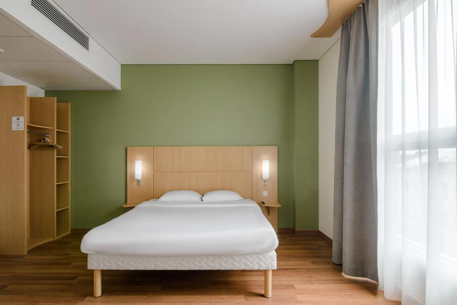 Bed in Ibis Kaunas Centre