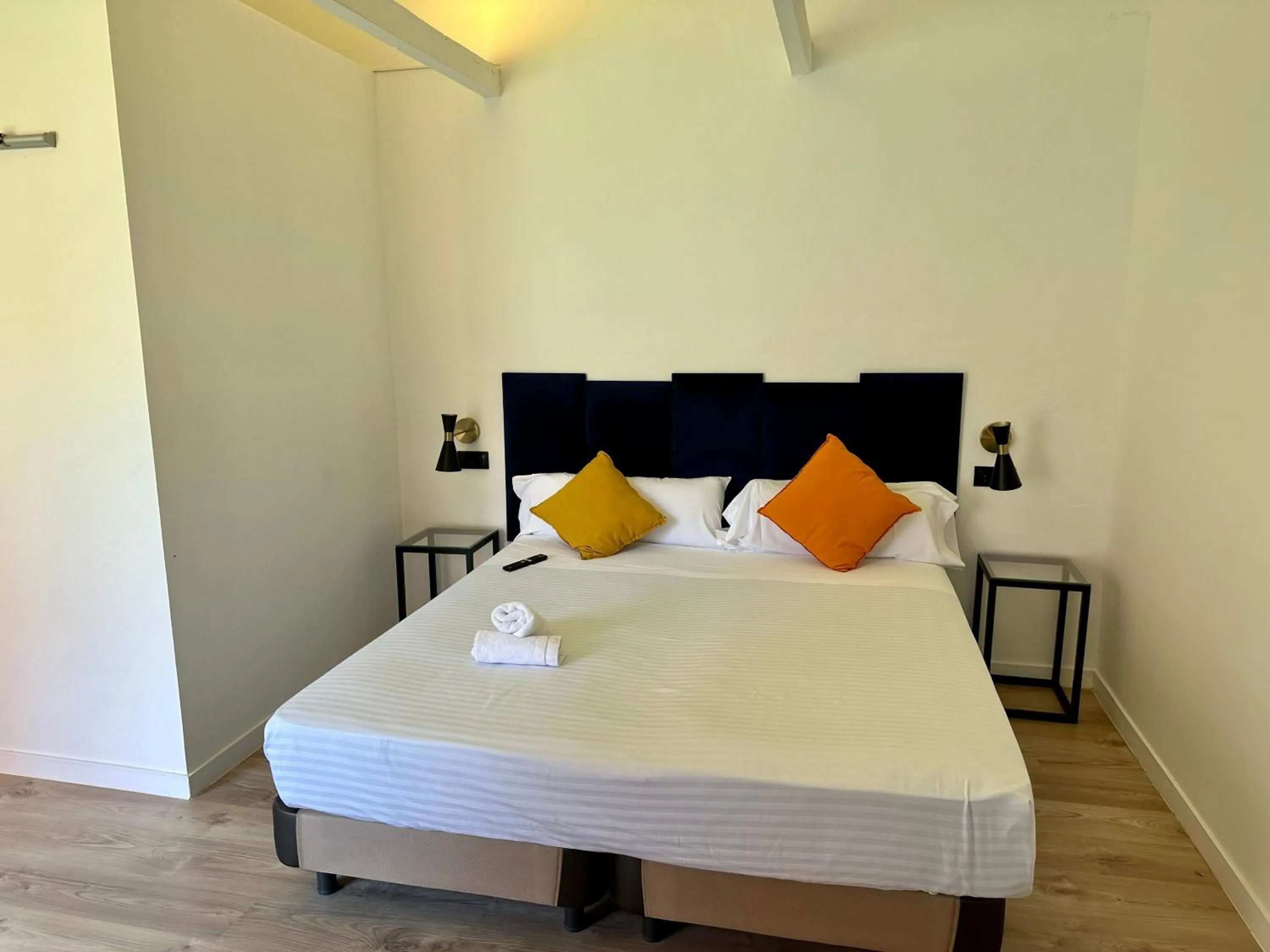Bed in Malaga City Suites