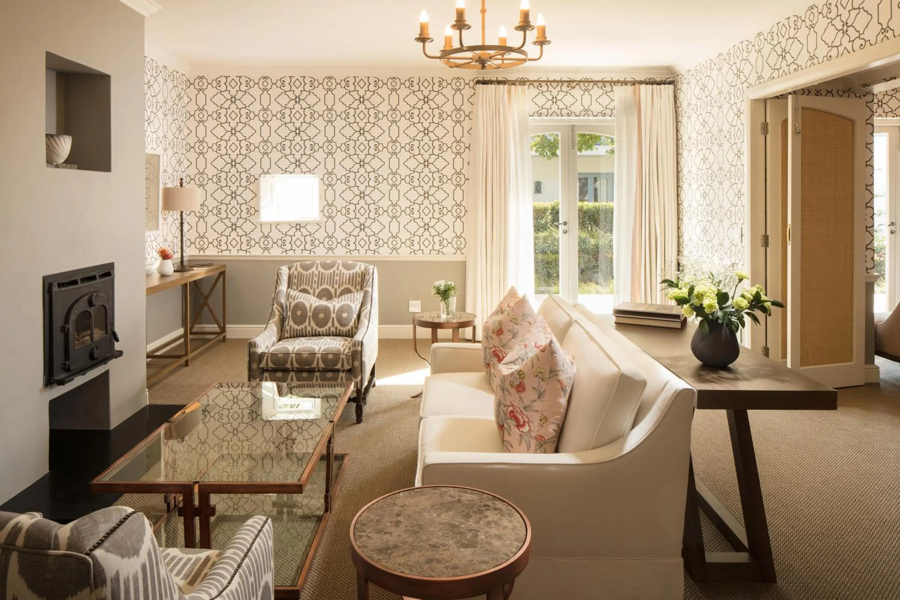 Photo of the whole room in Le Quartier Francais