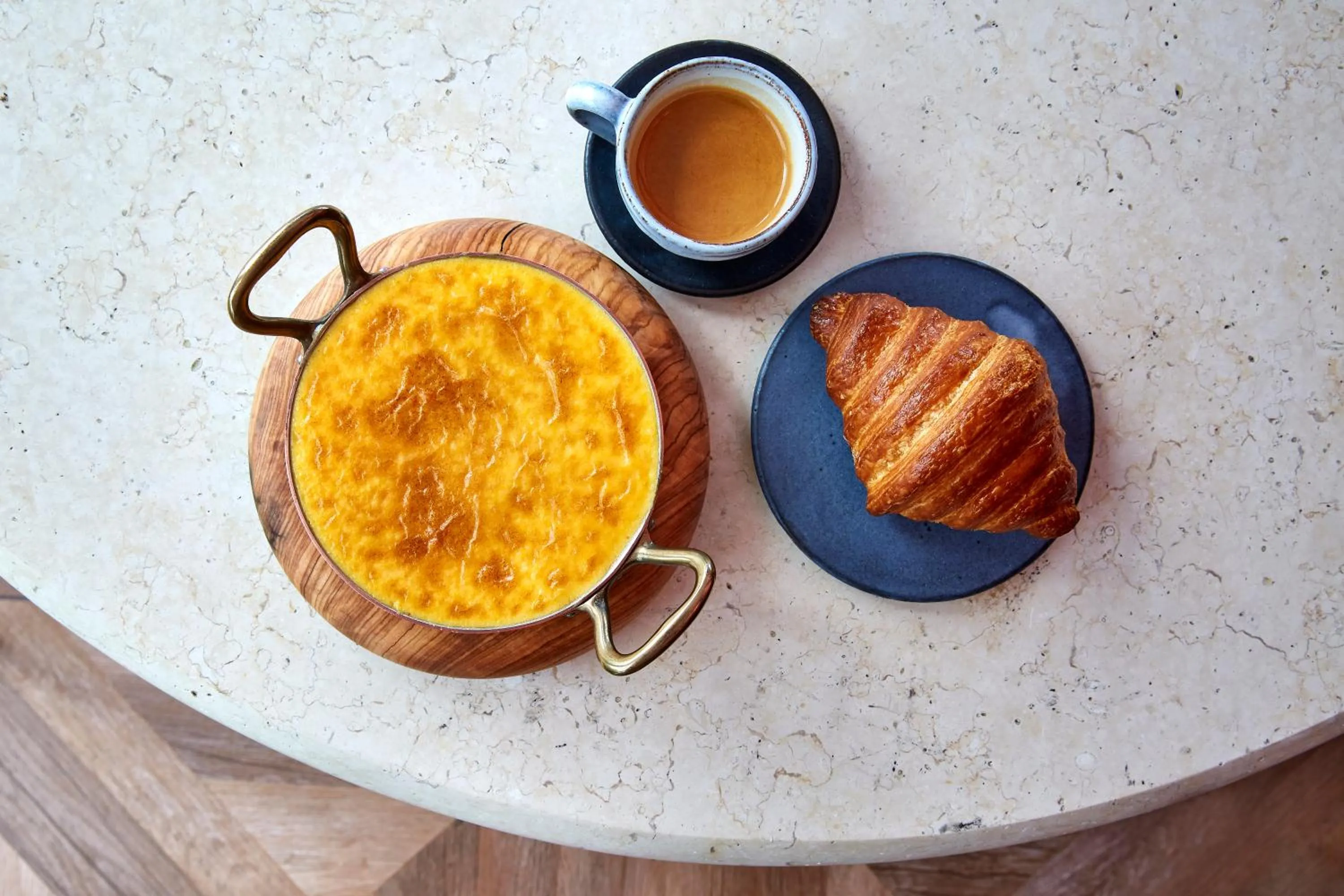 Restaurant/places to eat in Le Quartier Francais