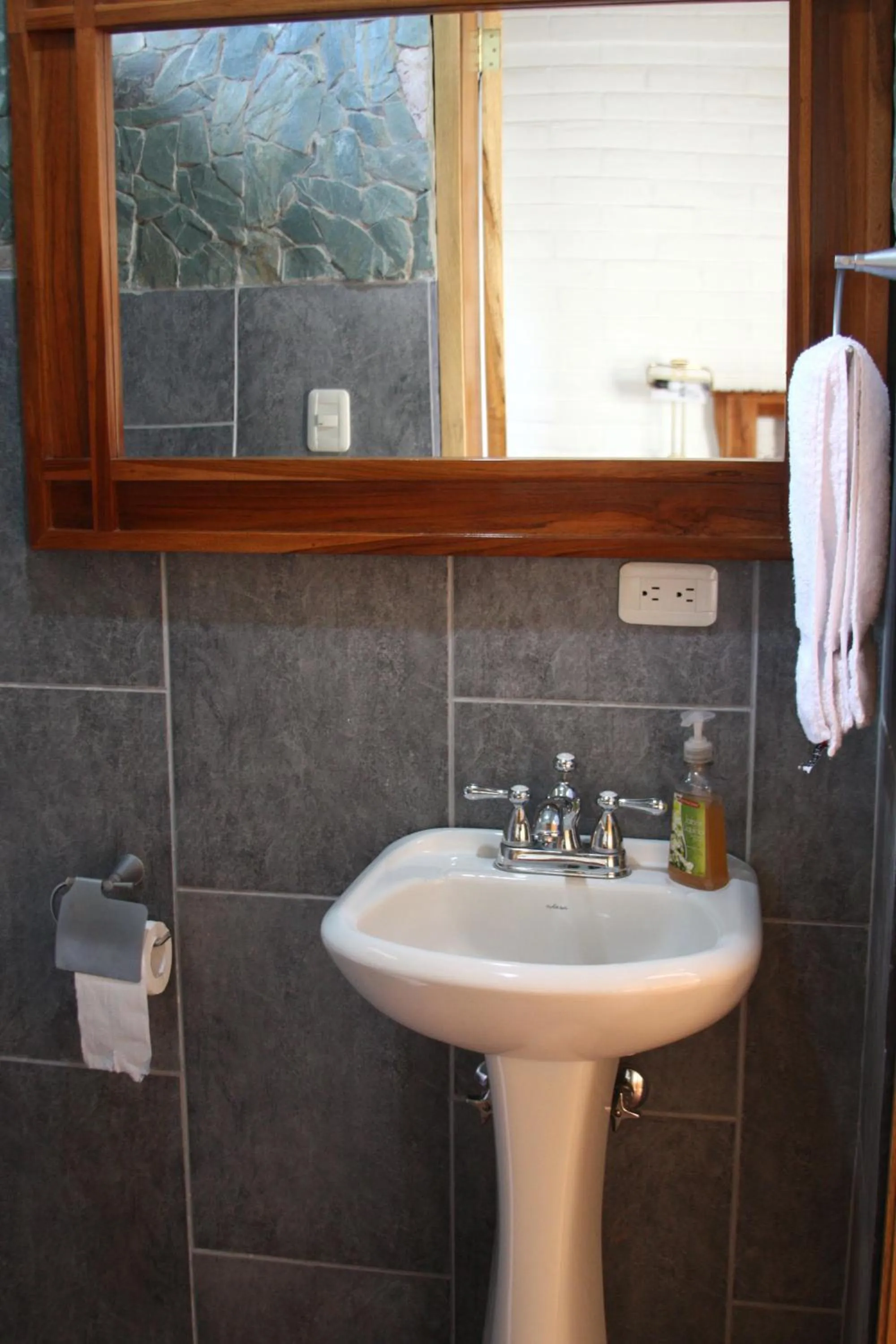 Bathroom in Hosteria Cananvalle