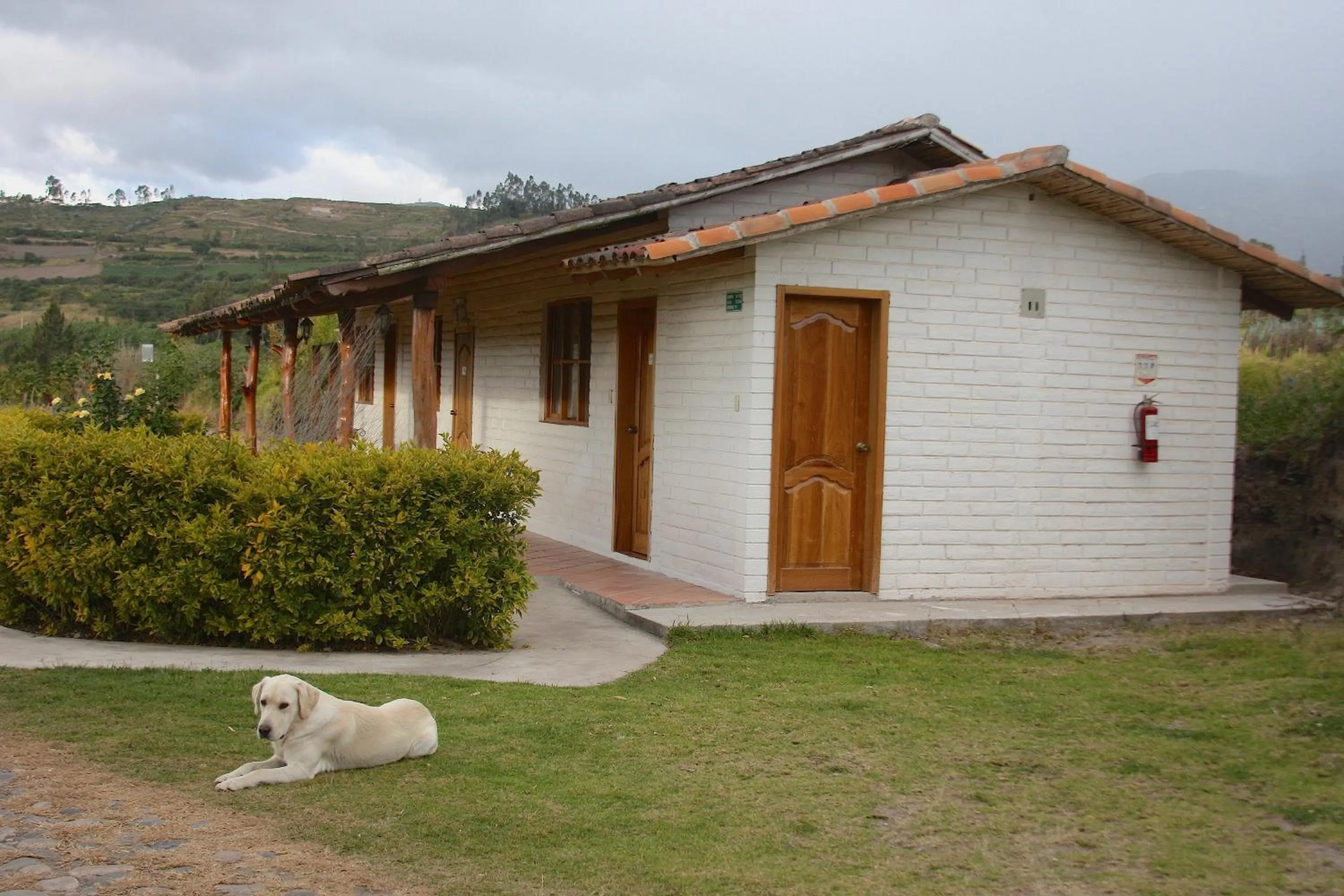 Property building in Hosteria Cananvalle